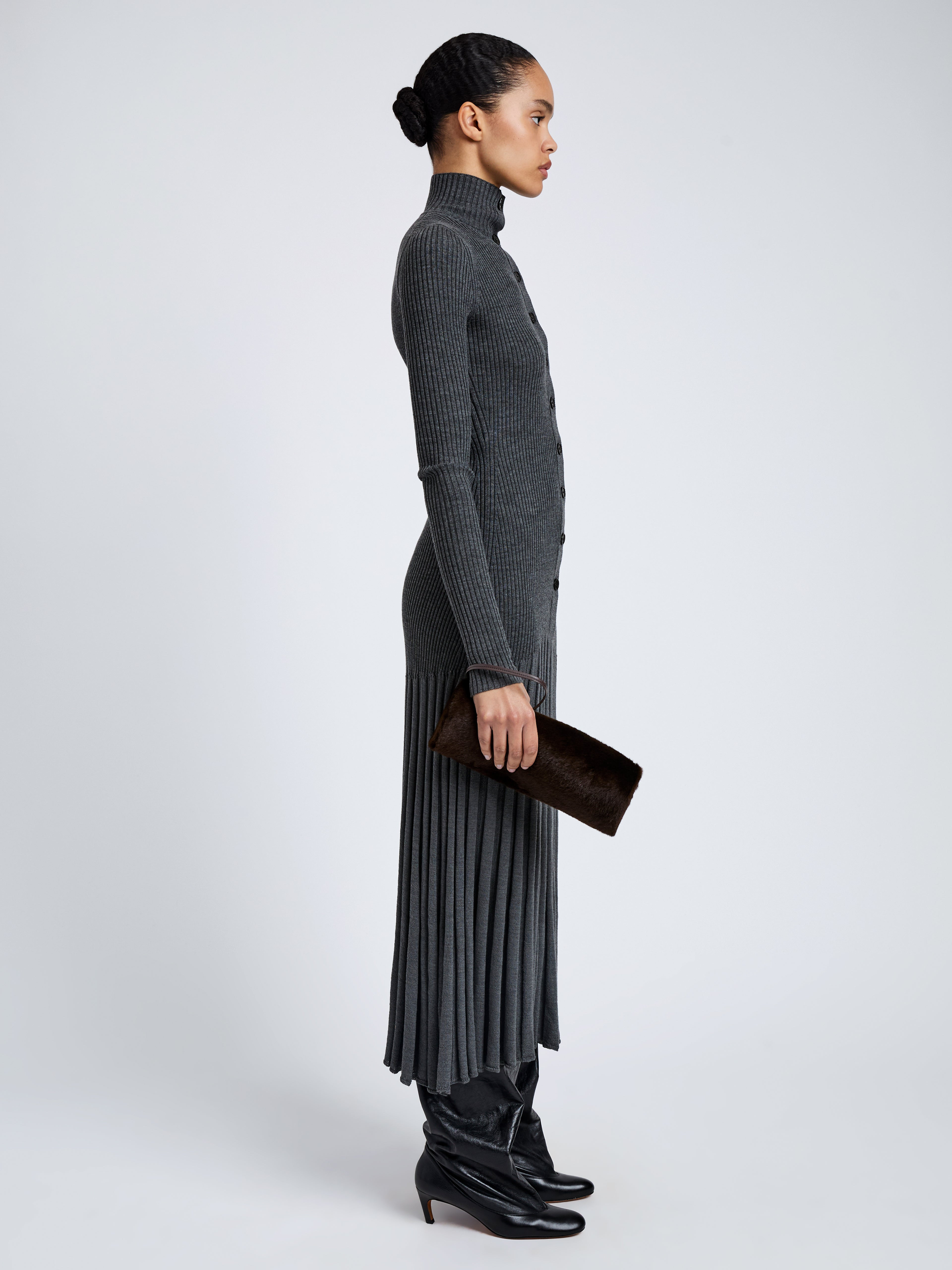 Silo Clutch in Shearling - 2
