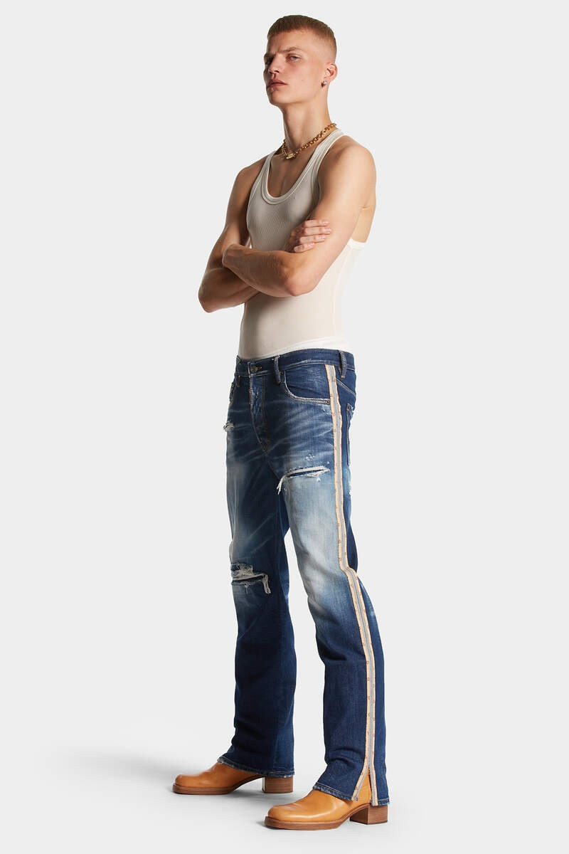 MEDIUM RIPPED KNEE WASH 642 JEANS 3