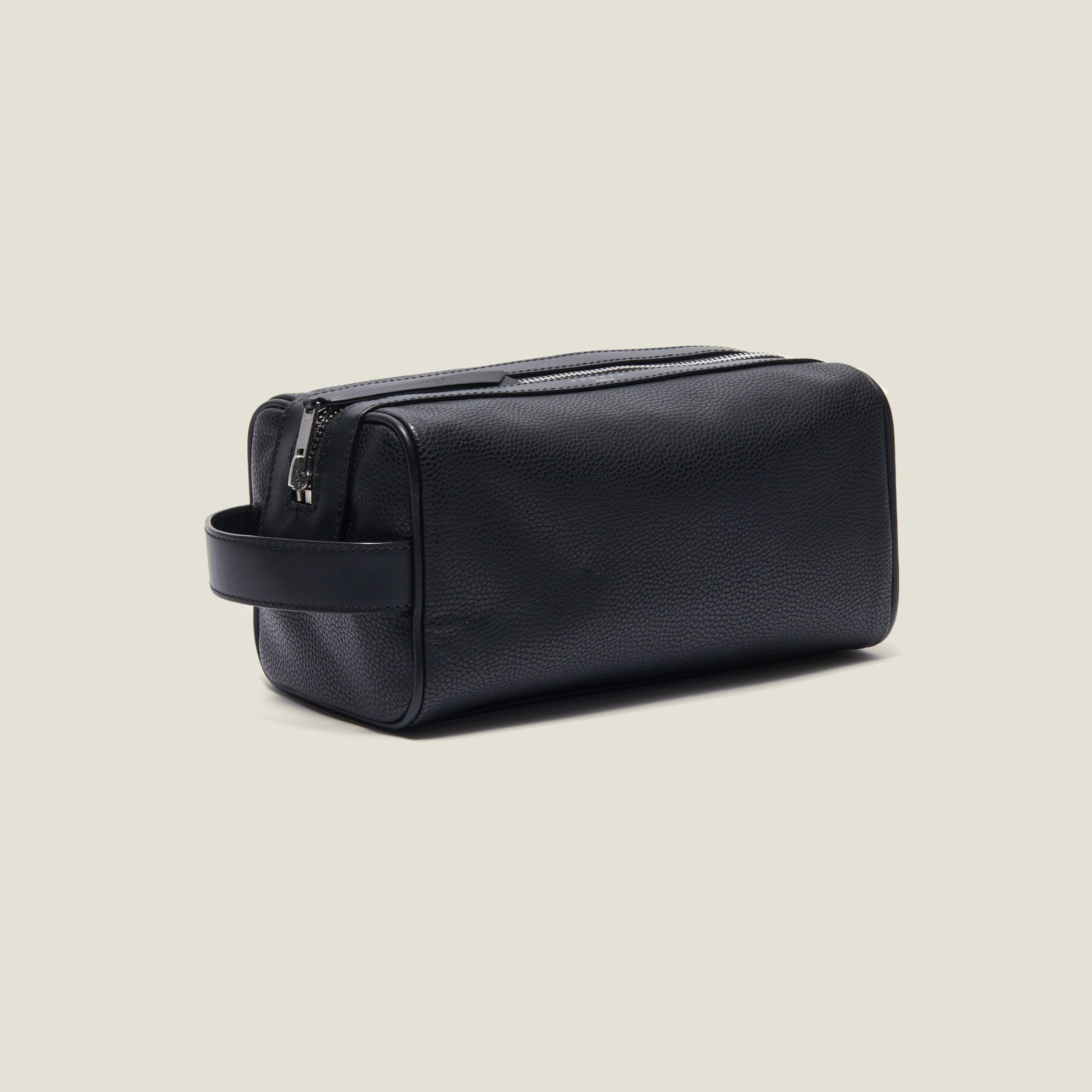 Toiletry bag - 3