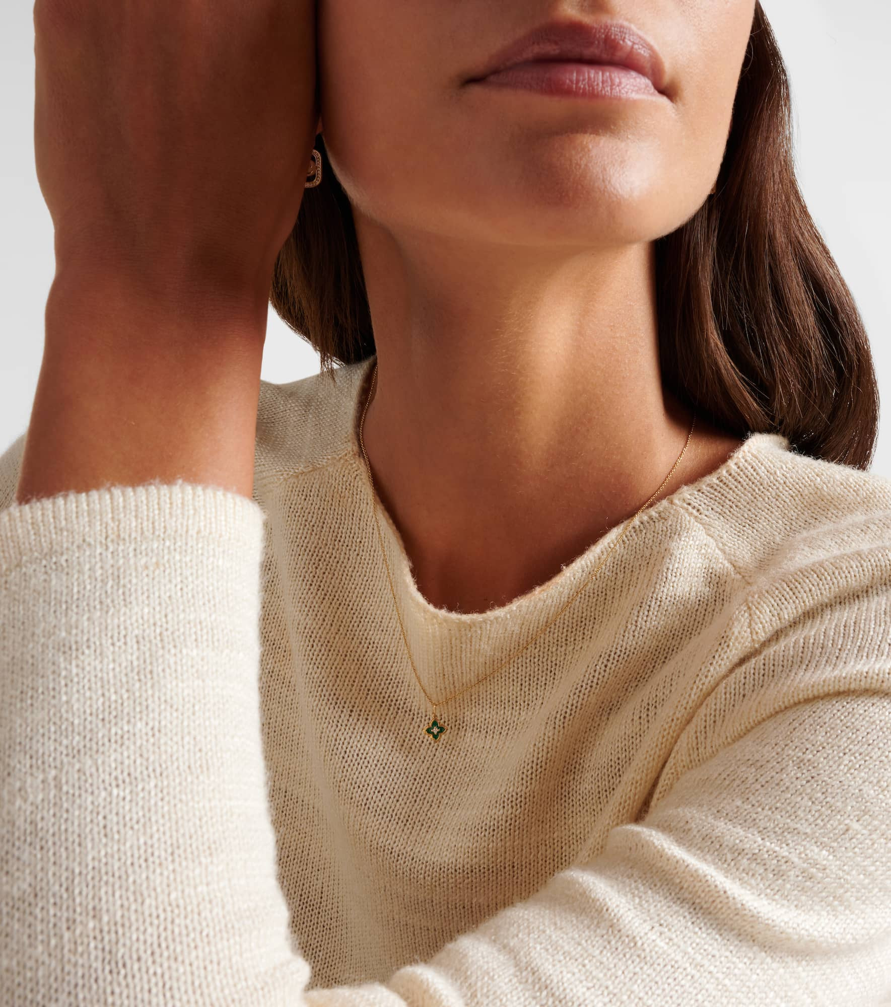 Mini Moroccan 14kt gold necklace with enamel and diamond - 3