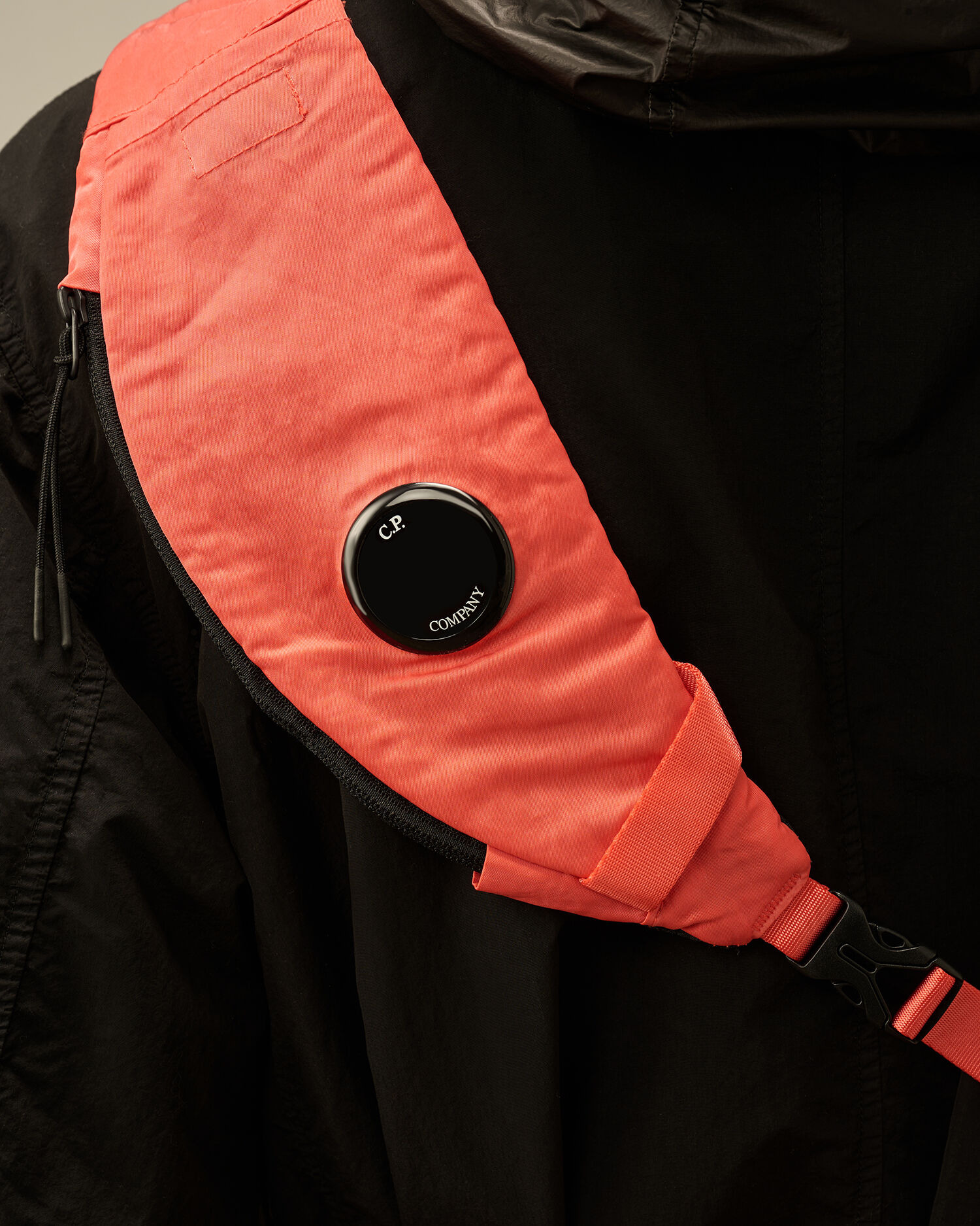 Nylon B Crossbody Rucksack - 4