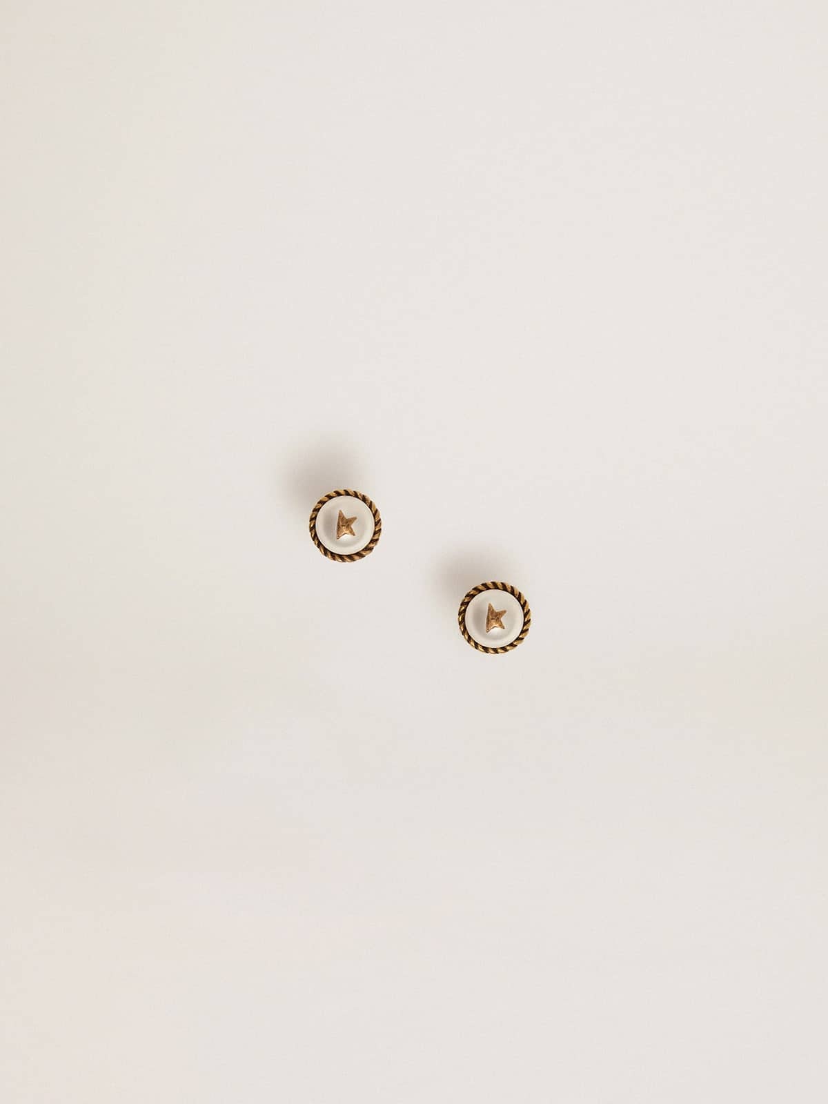 Women's stud earrings in antique gold color - 1