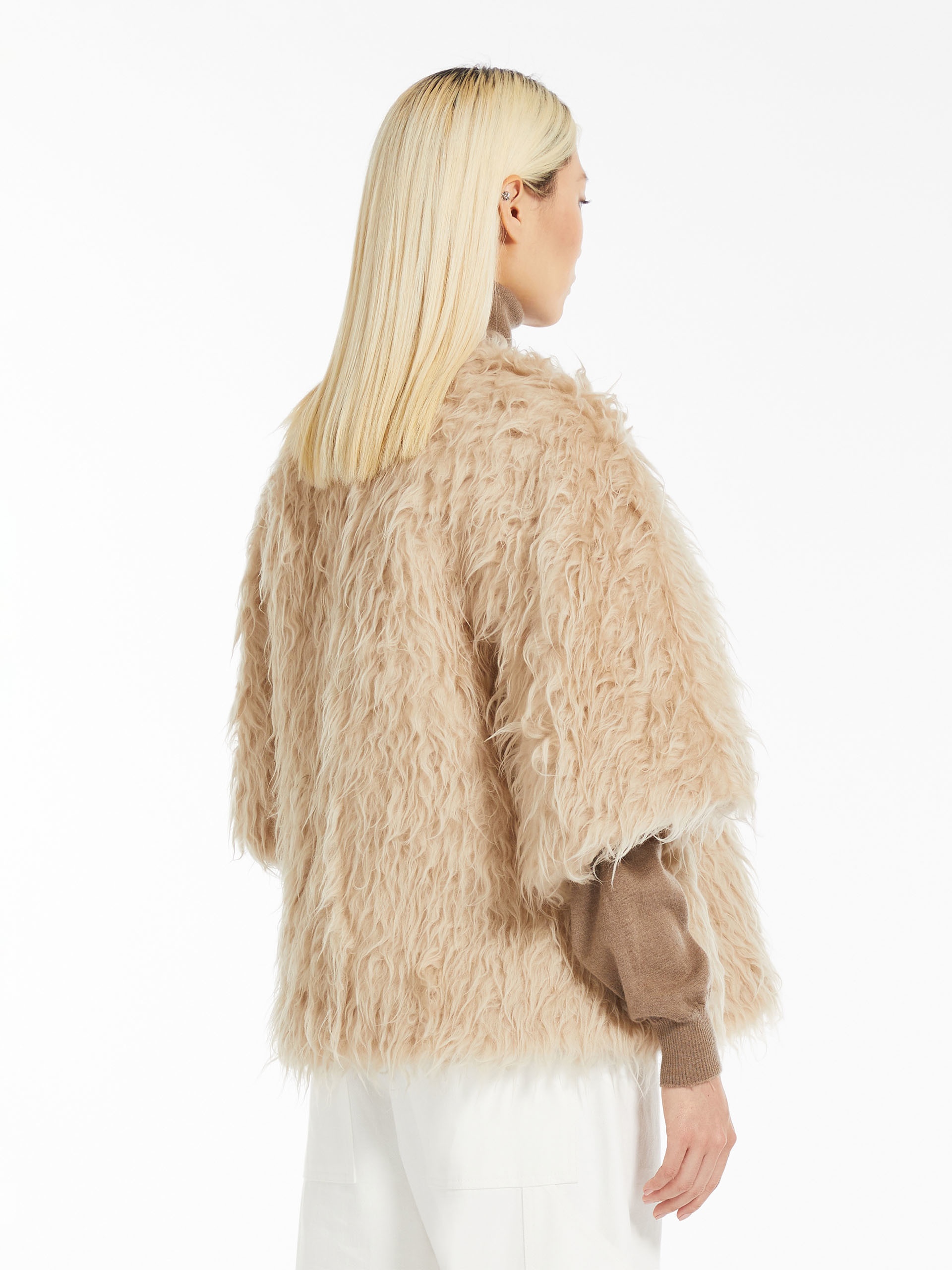 CALAMO Crew-neck cape in long-haired wool - 4
