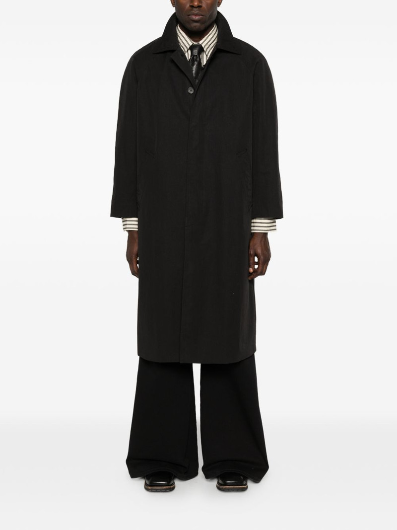 Dunst buttoned coat outlook