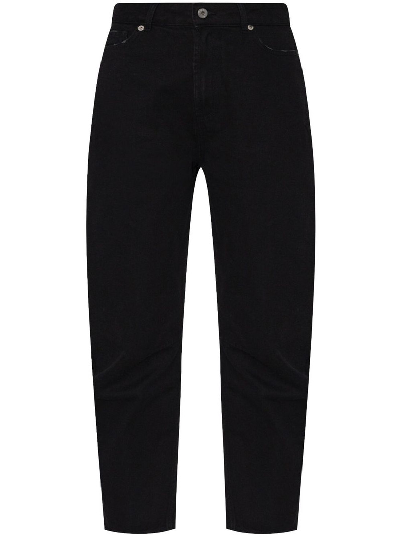 tapered jeans 1
