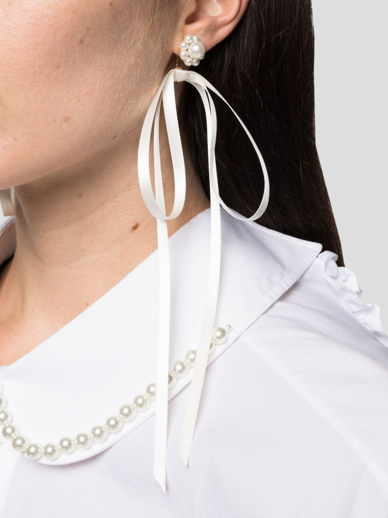 Simone Rocha pearl-embellished ribbon bow earrings outlook