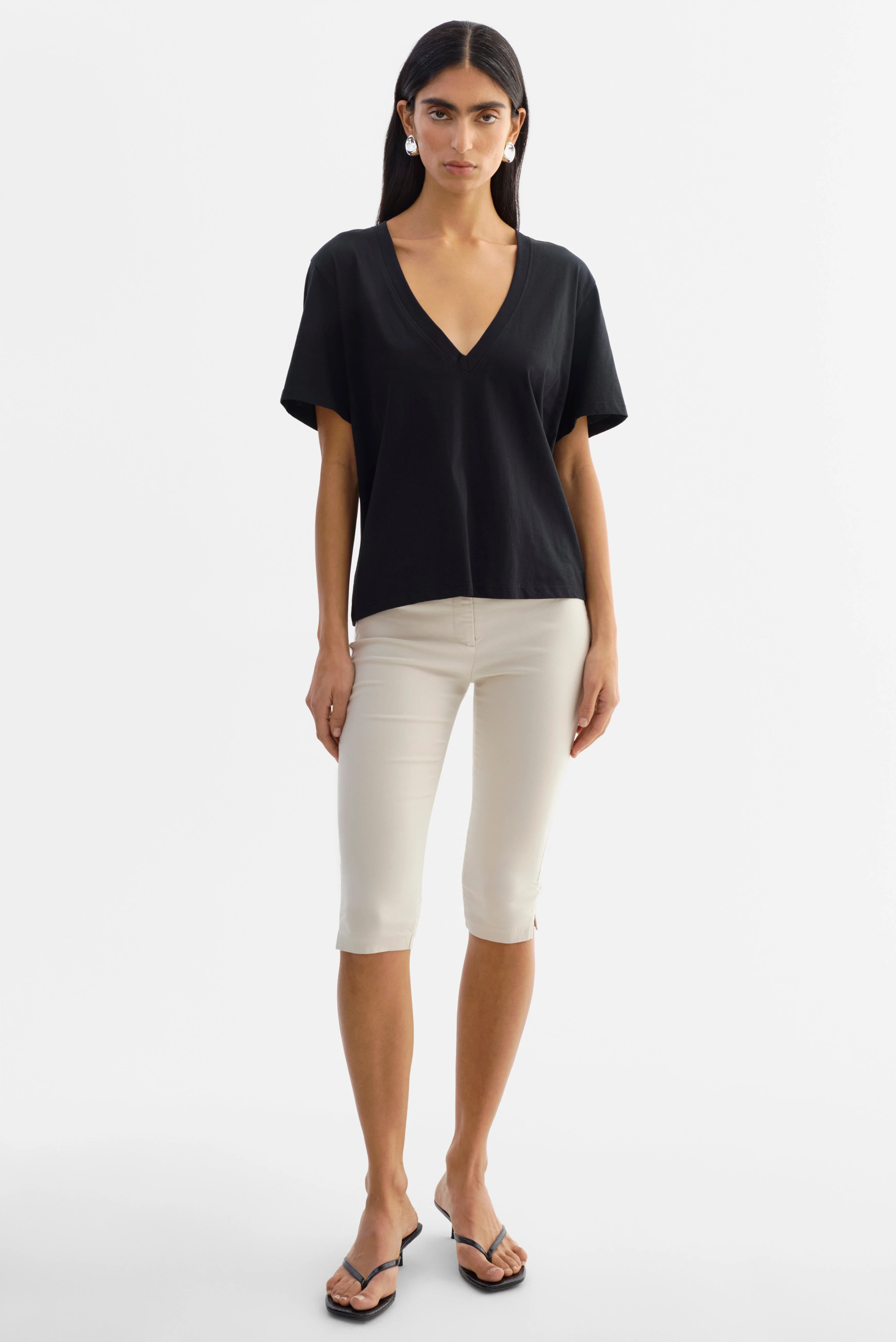 CECILIA | Deep V-neck Tee - 1