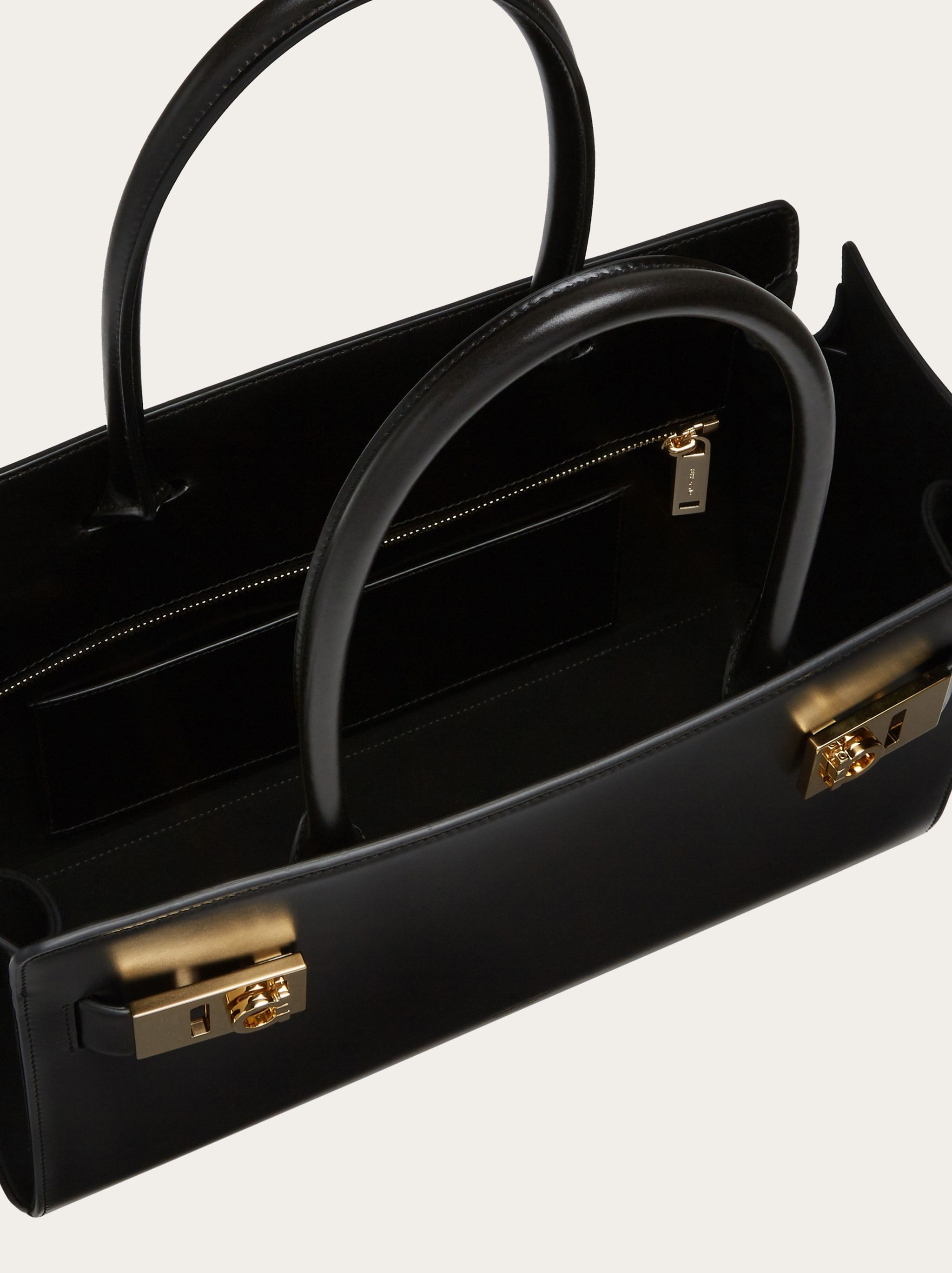Tote bag with Gancini buckles (M) - 5