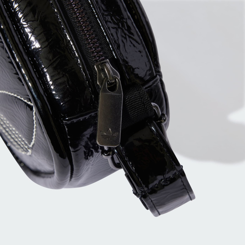 adidas Adicolor Premium Classic Diamond Bag outlook
