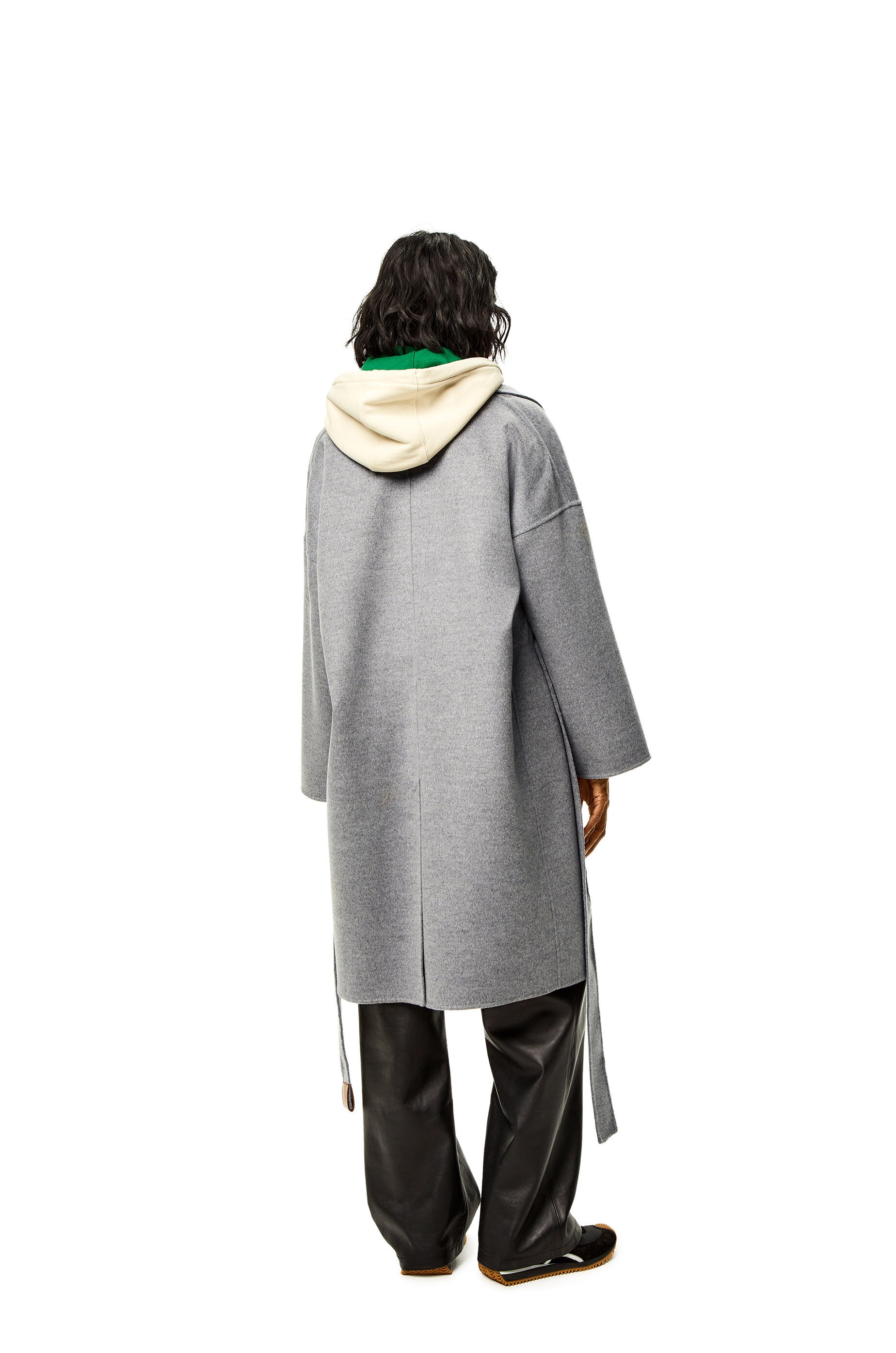 Belted coat in wool and cashmere - 4
