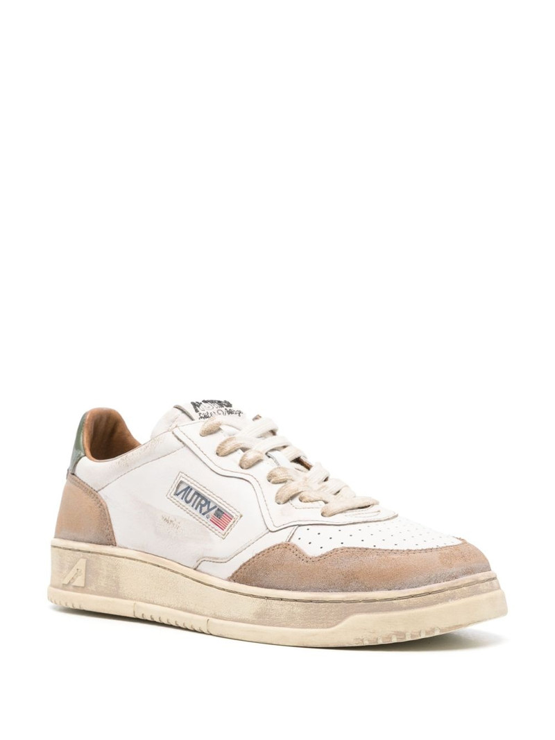 AUTRY Medalist leather sneakers outlook