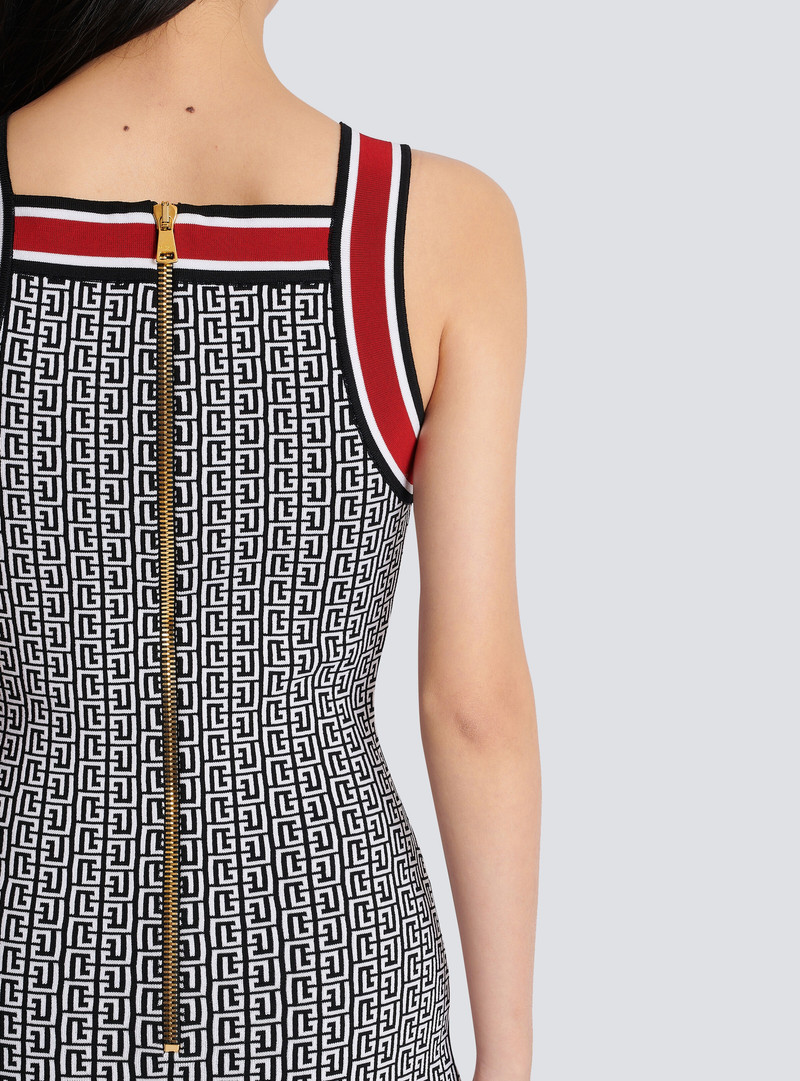 Short monogrammed knit dress 6