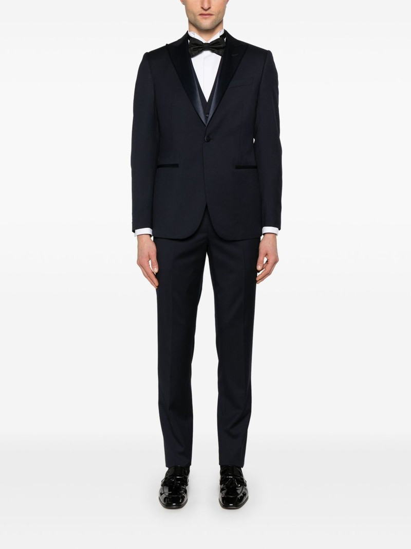 CORNELIANI 3 조각 한 벌 outlook