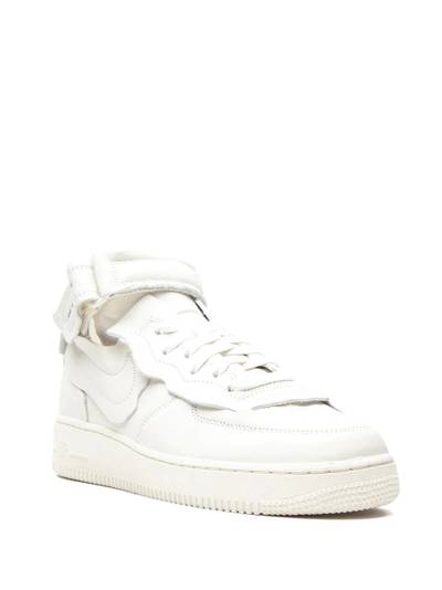 Nike x Comme des Garçons Air Force 1 Mid sneakers outlook