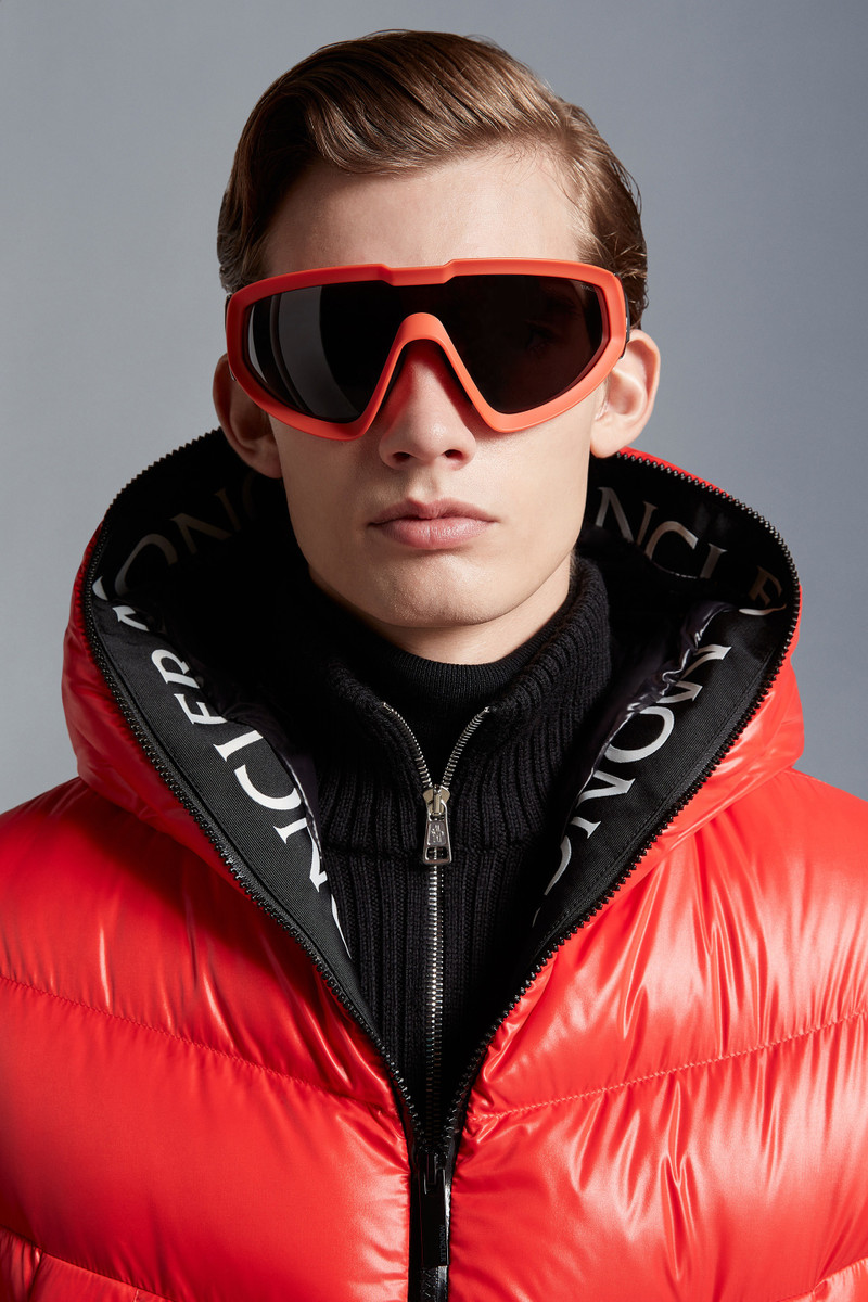 Moncler Wrapid Shield Sunglasses outlook
