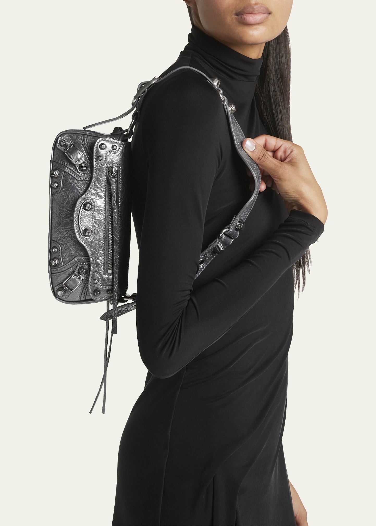 【関税&送料込】Balenciaga Leather Le Cagole Sling Xs Should Le Cagole XS leather crossbody bag in black - Balenciaga