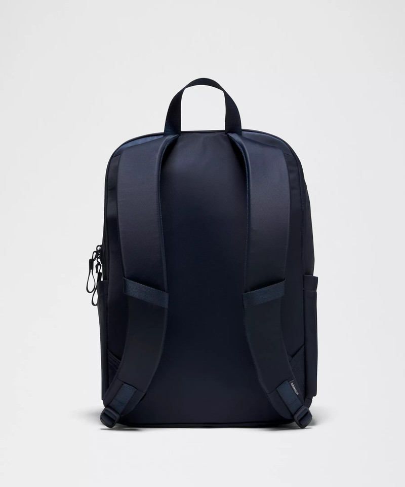 Everywhere Backpack 22L 3