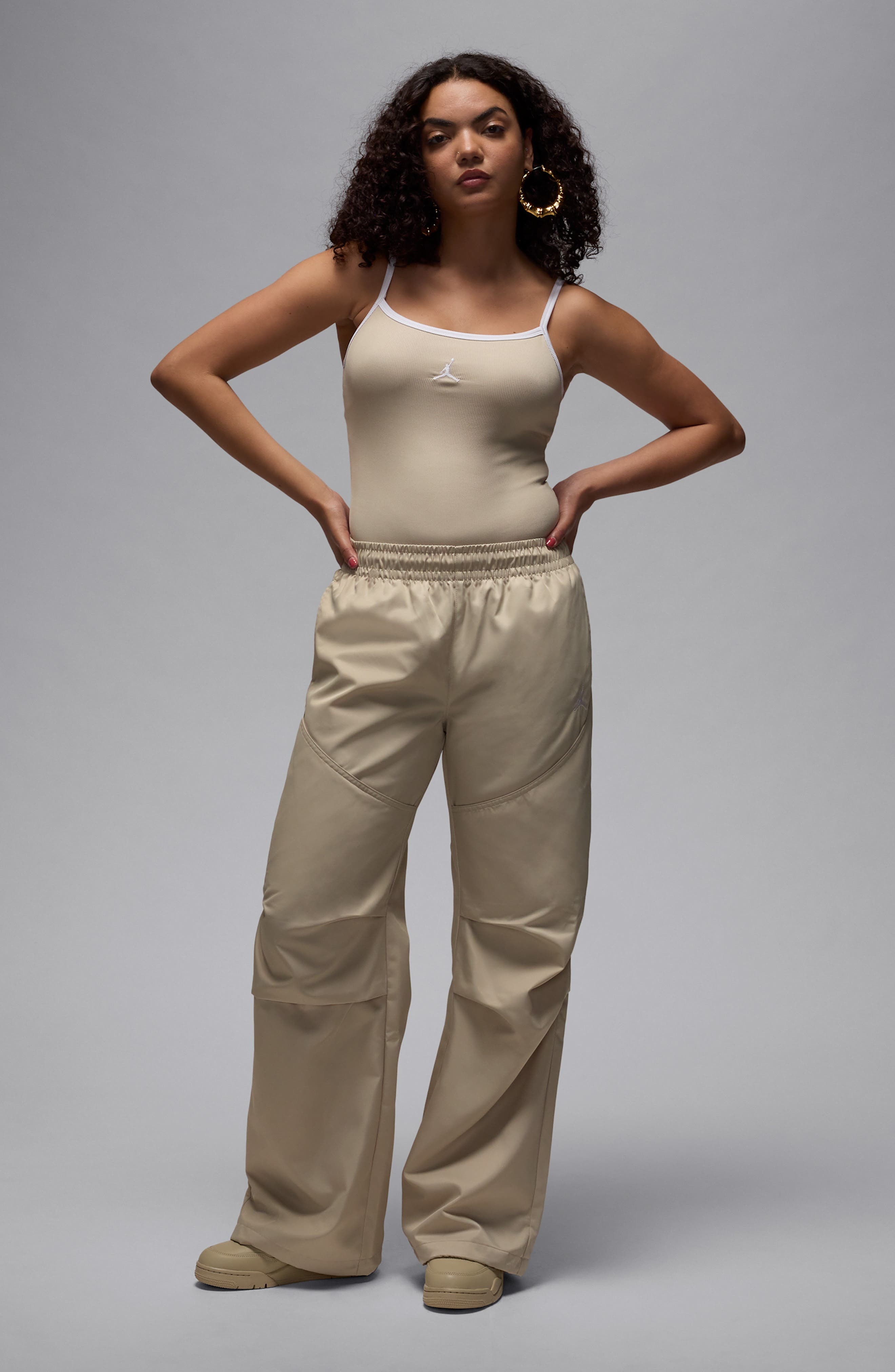 Jordan Brooklyn Water Repellent Pants in Rattan/White at Nordstrom - 8