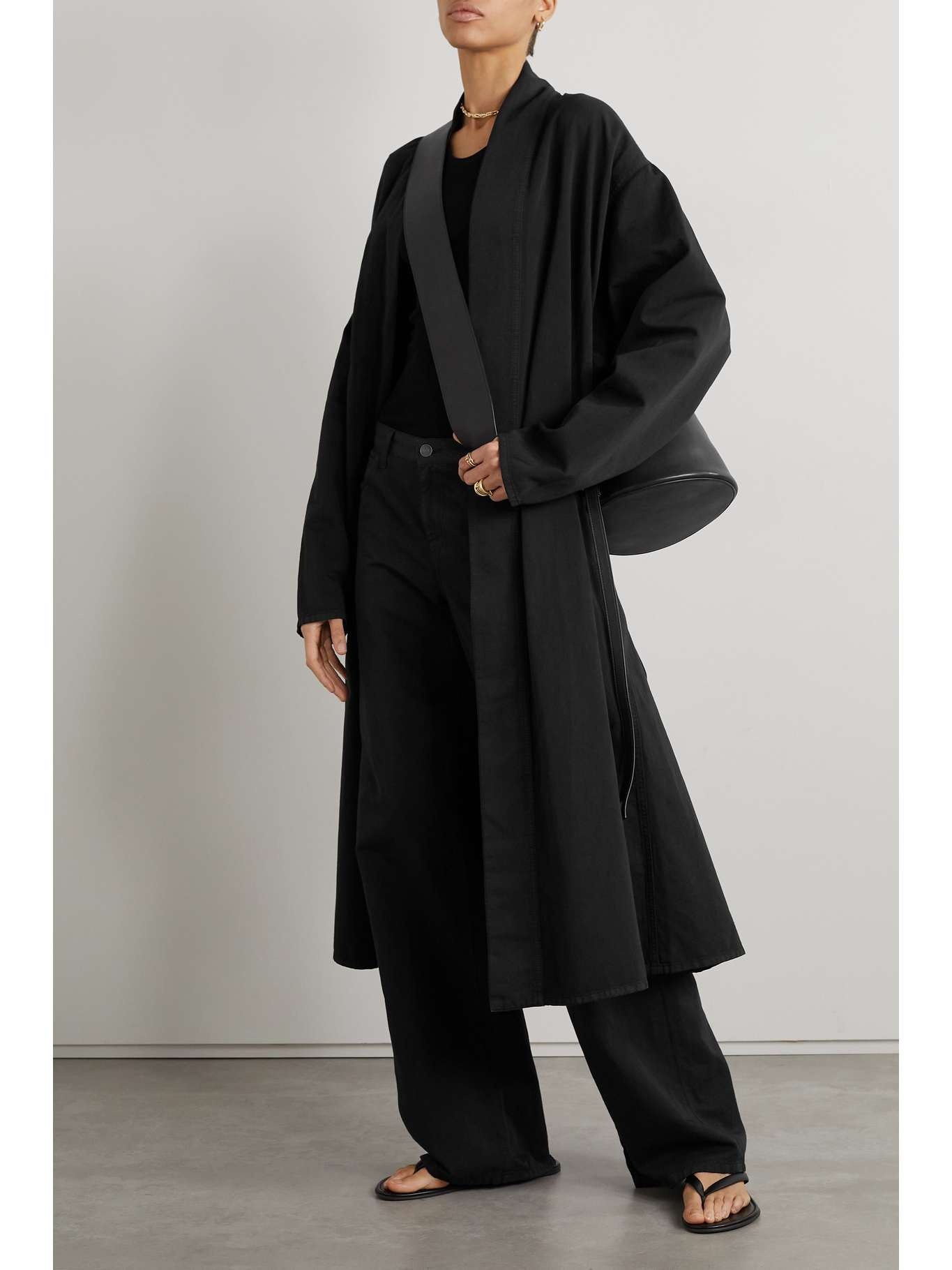 【国内発送】THE ROW コート Rimbaud belted cotton and linen The Row Rimbaud Coat in Cotton and Linen | REVERSIBLE