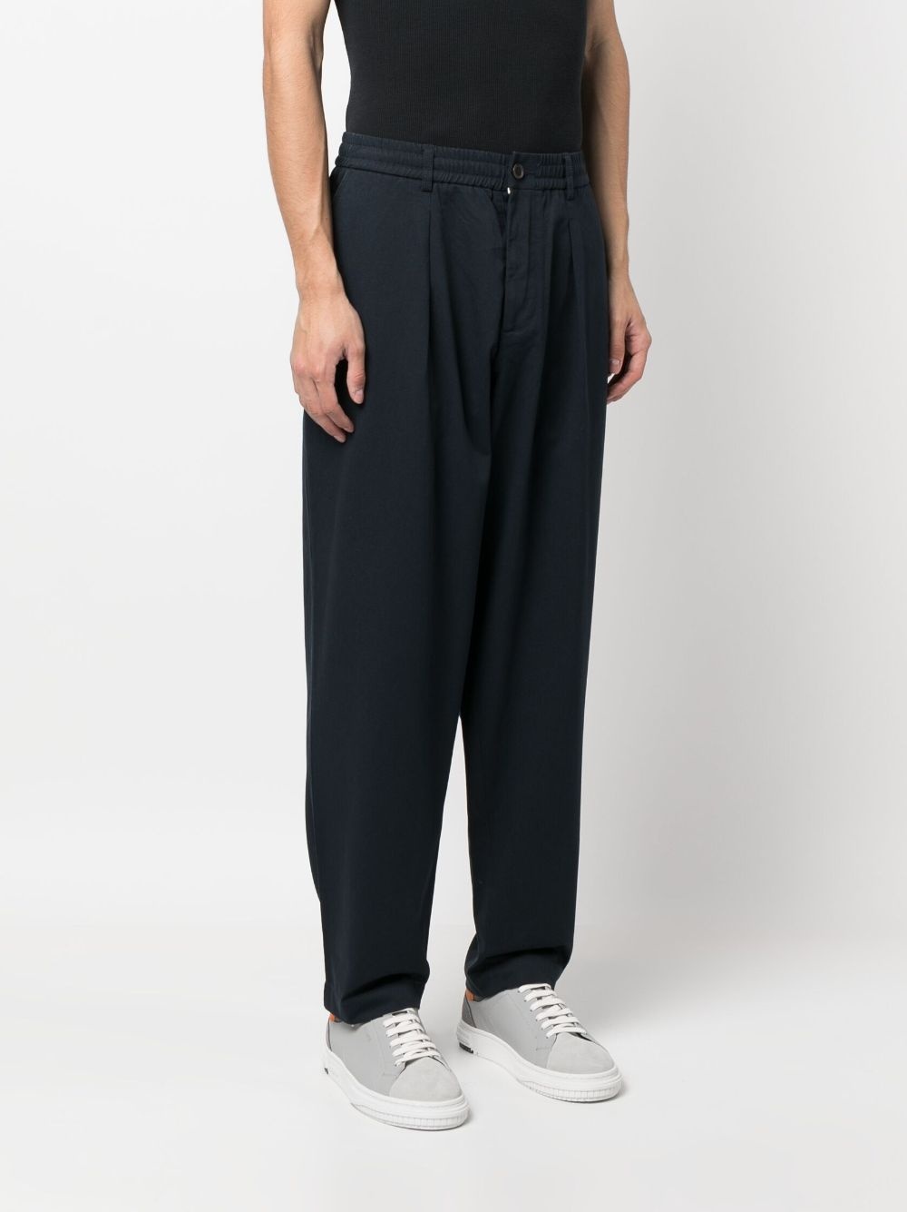 elasticated-waistband tapered trousers - 3