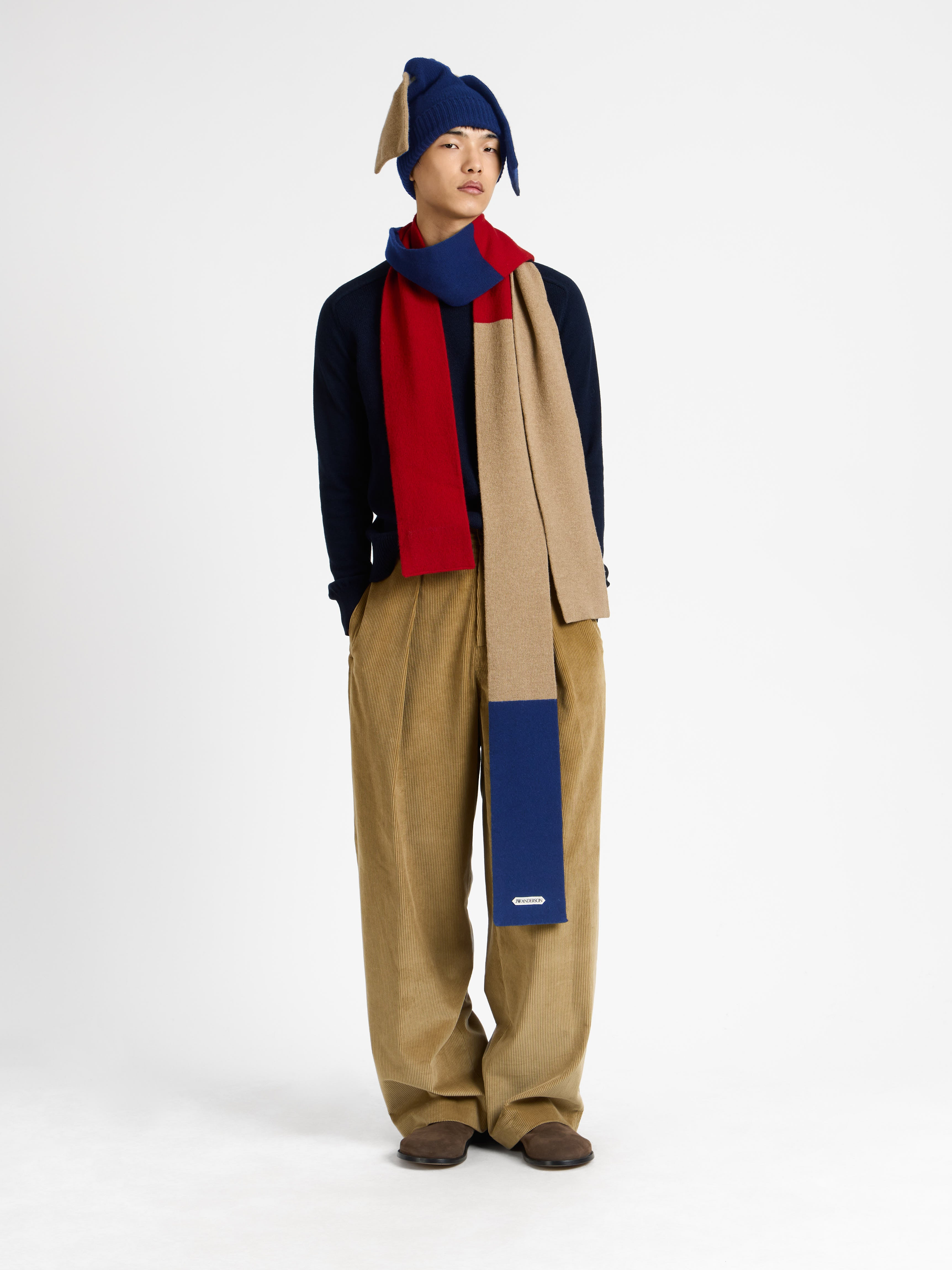 FOUR-WAY FASTENED SCARF IN BLUE - 2