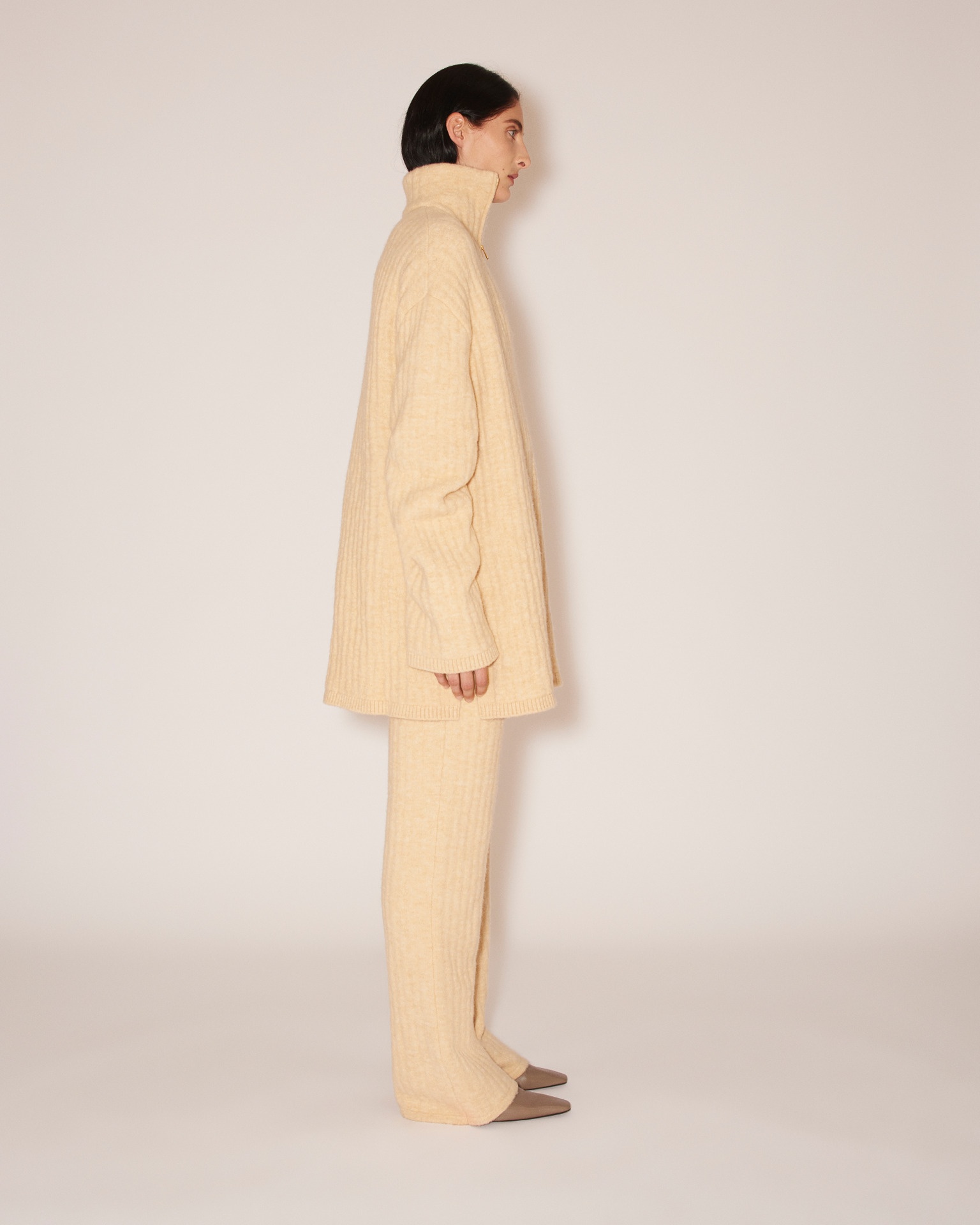 SHAD - Knitted straight-leg pants - Cream - 4