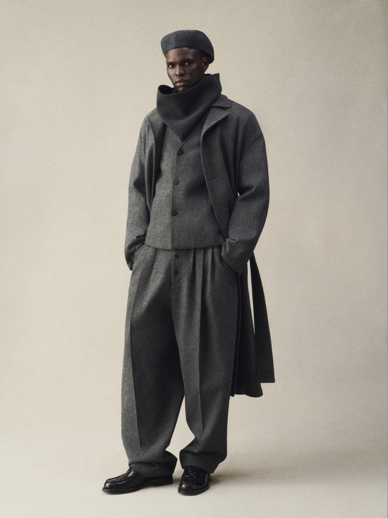 JACQUEMUS The Sera jacket outlook