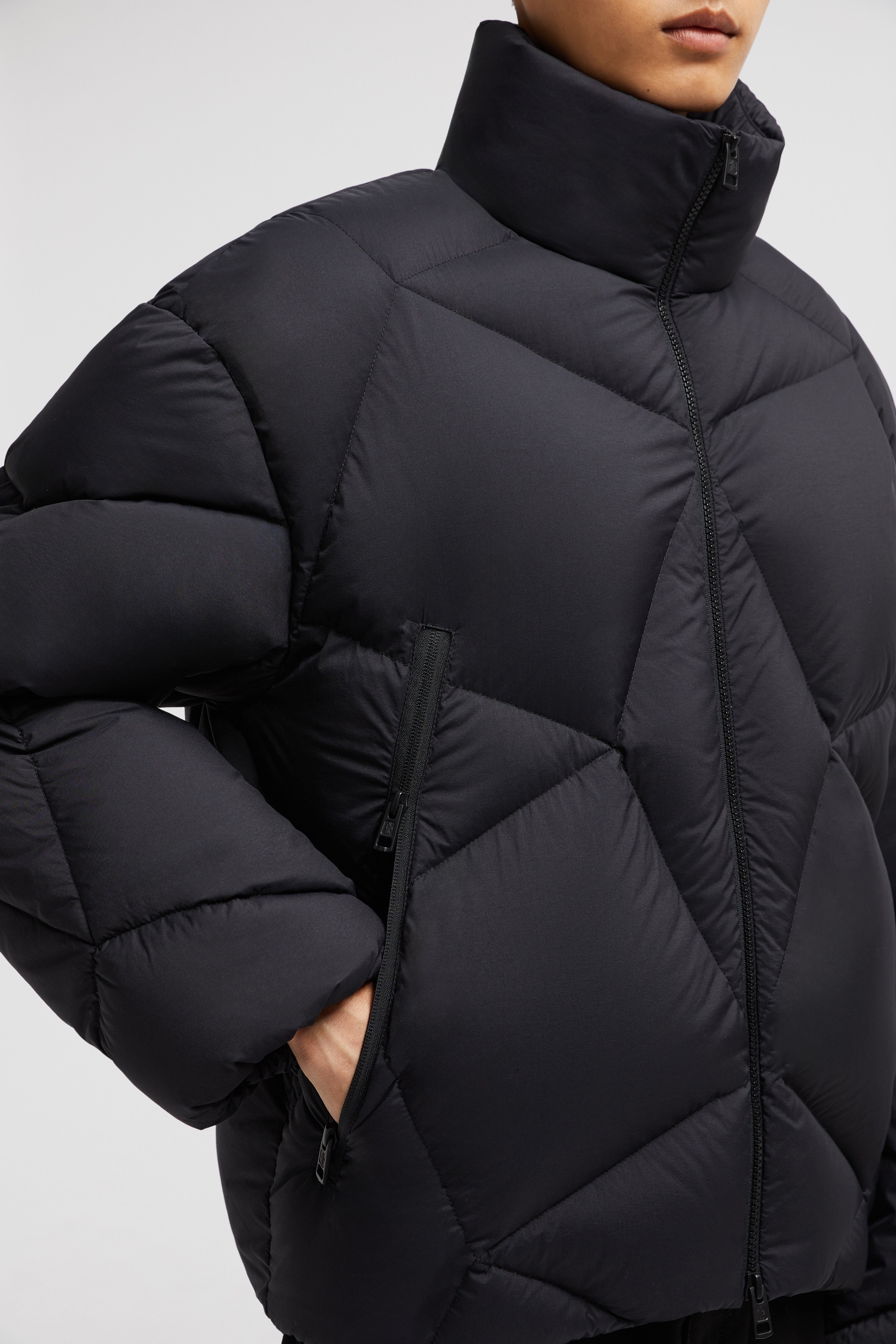 【希少】【新品未使用】MONCLER VARDAR JACKET size1 Moncler VARDAR JACKET / BLK | nubiantokyo | REVERSIBLE