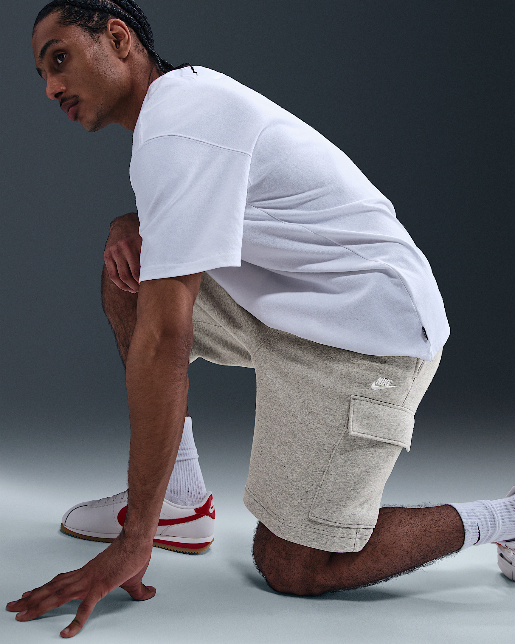 Nike Club Men's Fleece Cargo Shorts - 5