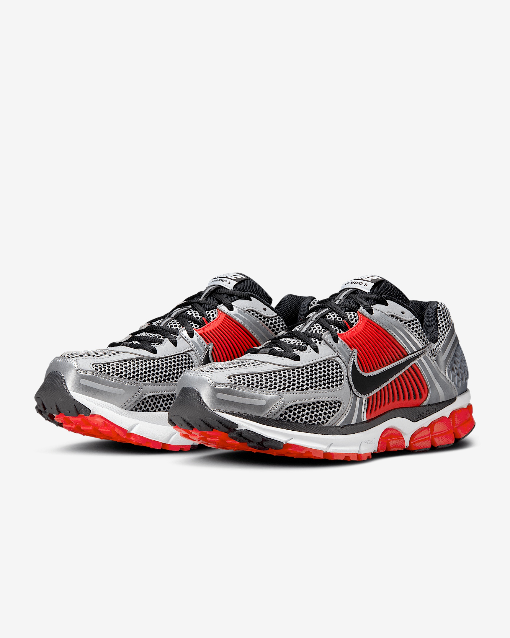 Nike Zoom Vomero 5 Men's Shoes - 5
