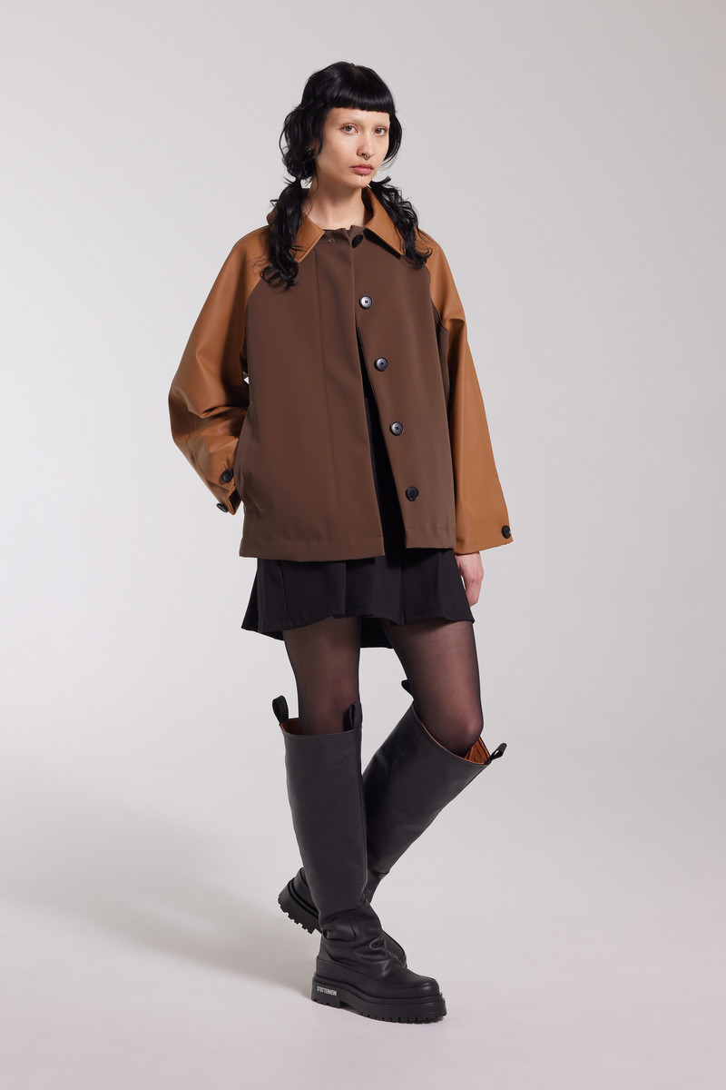 Bandhagen Raincoat Cognac 4