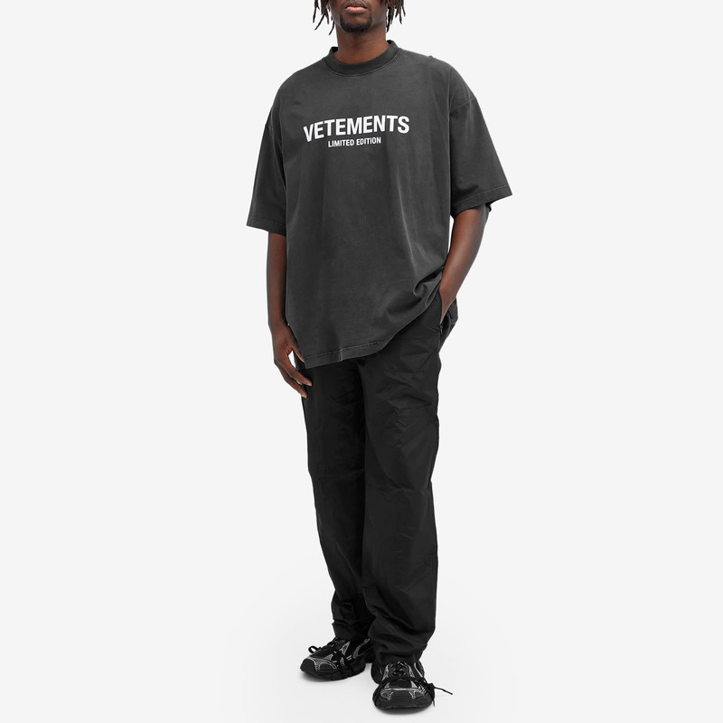 VETEMENTS VETEMENTS Limited Edition Logo T-Shirt outlook
