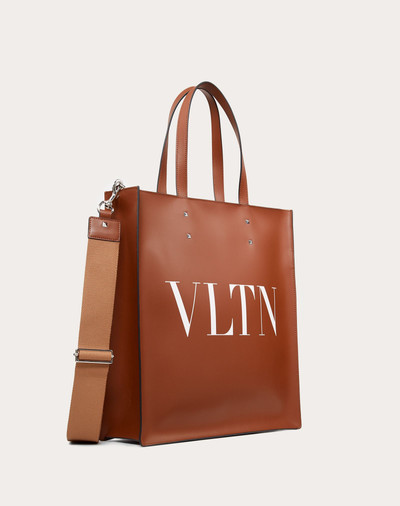 Valentino LEATHER VLTN TOTE outlook