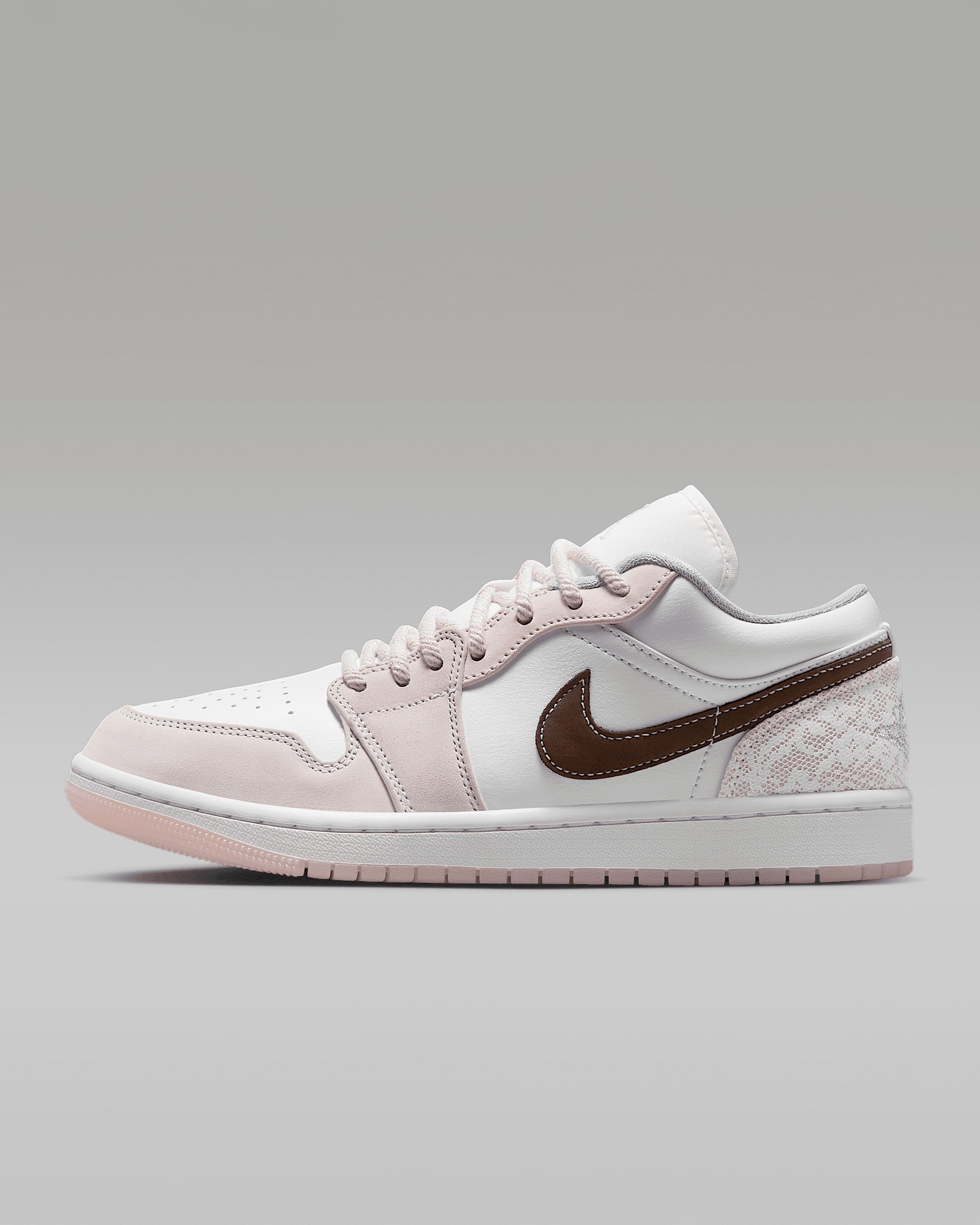 Air Jordan 1 Low Women's Shoes - 1