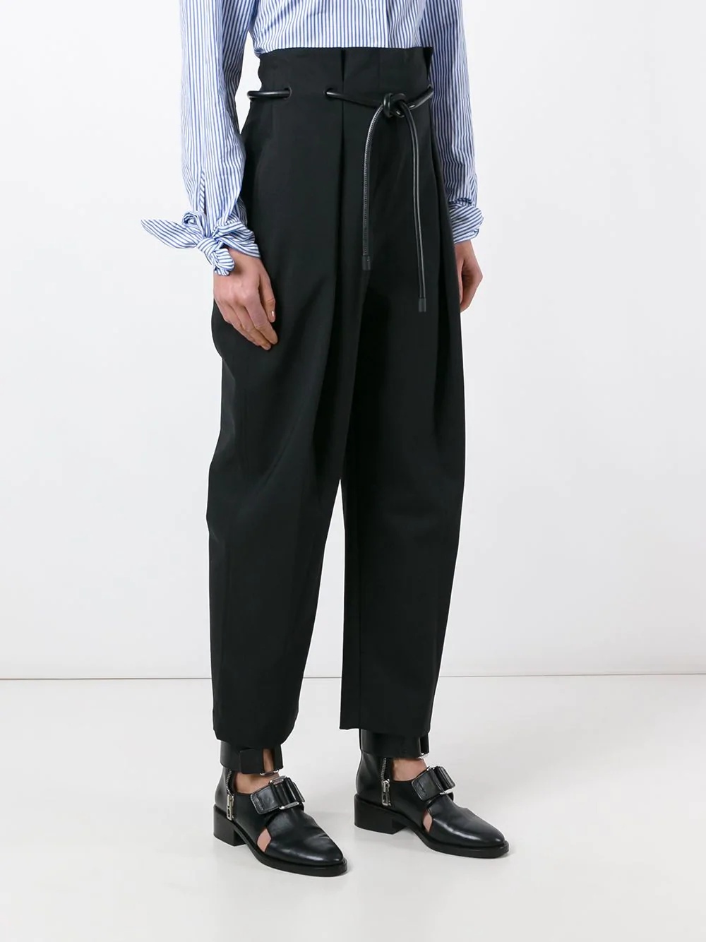 Origami pleated trousers - 3