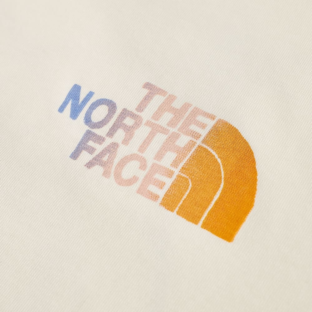 The North Face Peace Logo Tee - 2