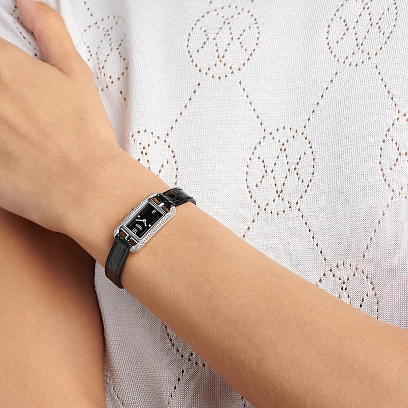 Nantucket Serti joaillier watch, 17 x 23 mm 4