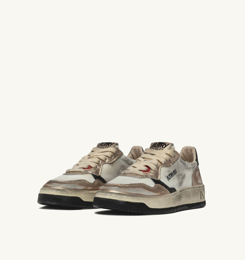 AUTRY MEDALIST LOW SUPER VINTAGE SNEAKERS IN WHITE MESH, GOLD SUEDE AND BLACK LEATHER outlook