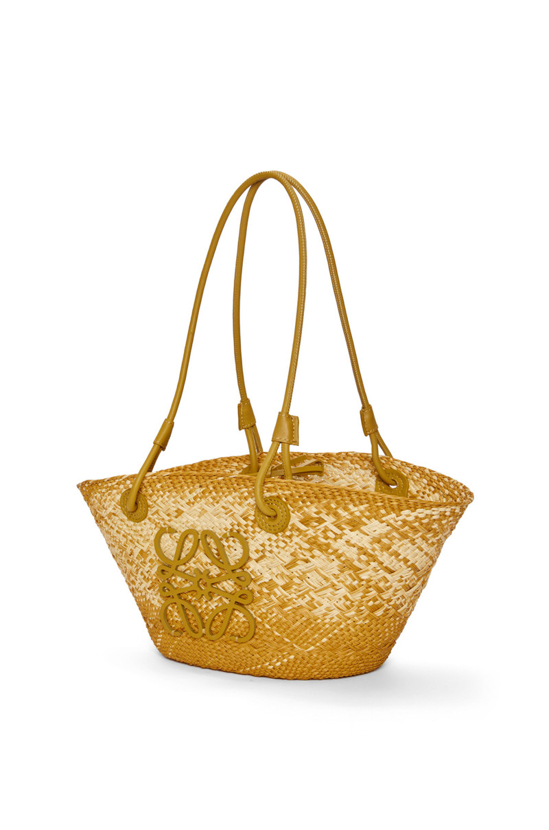 Small Anagram basket bag in iraca palm and calfskin 2