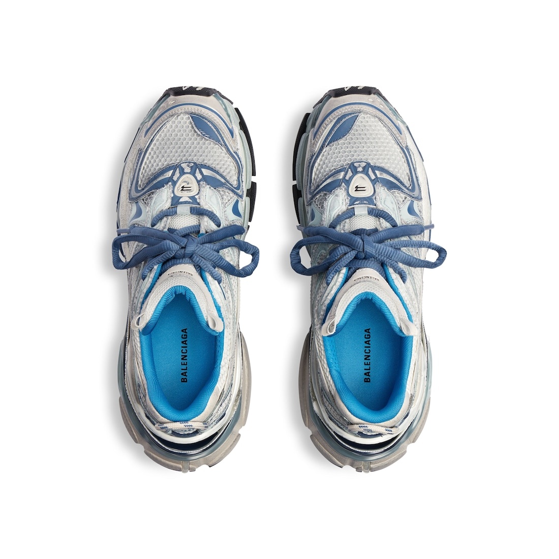 Men's Runner 2.0 Sneaker in White/blue/beige - 6