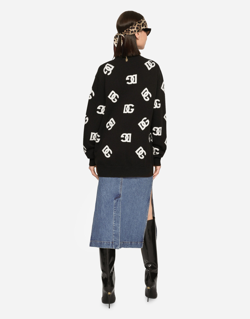 Wool cardigan with DG inlay 3
