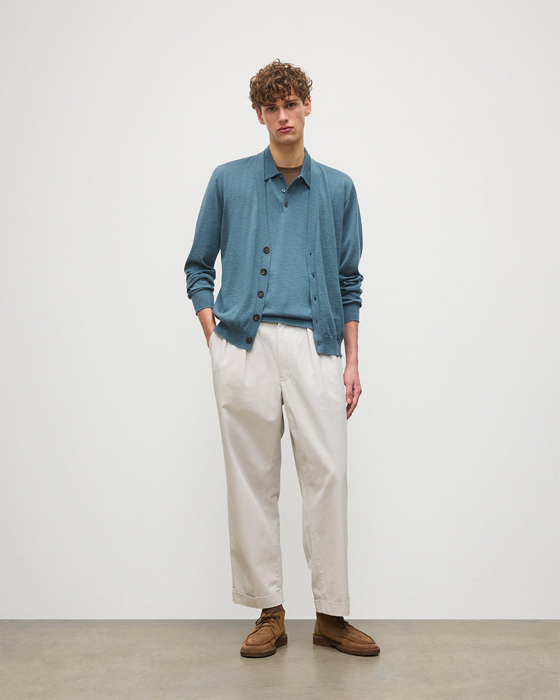 Johnstons of Elgin Forsyth Green Superfine Cashmere Cardigan outlook