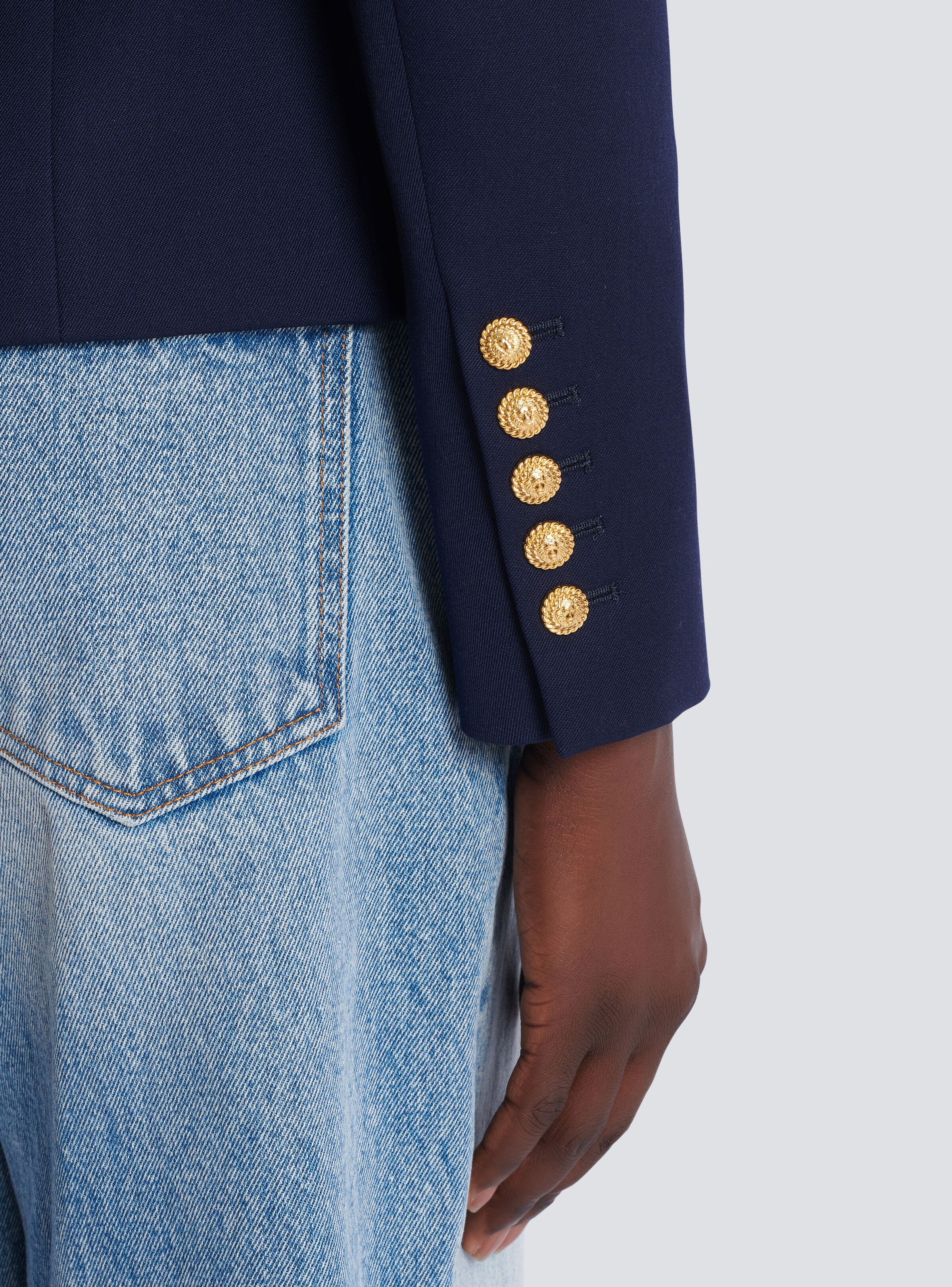 Fitted wool 6-button jacket - 6