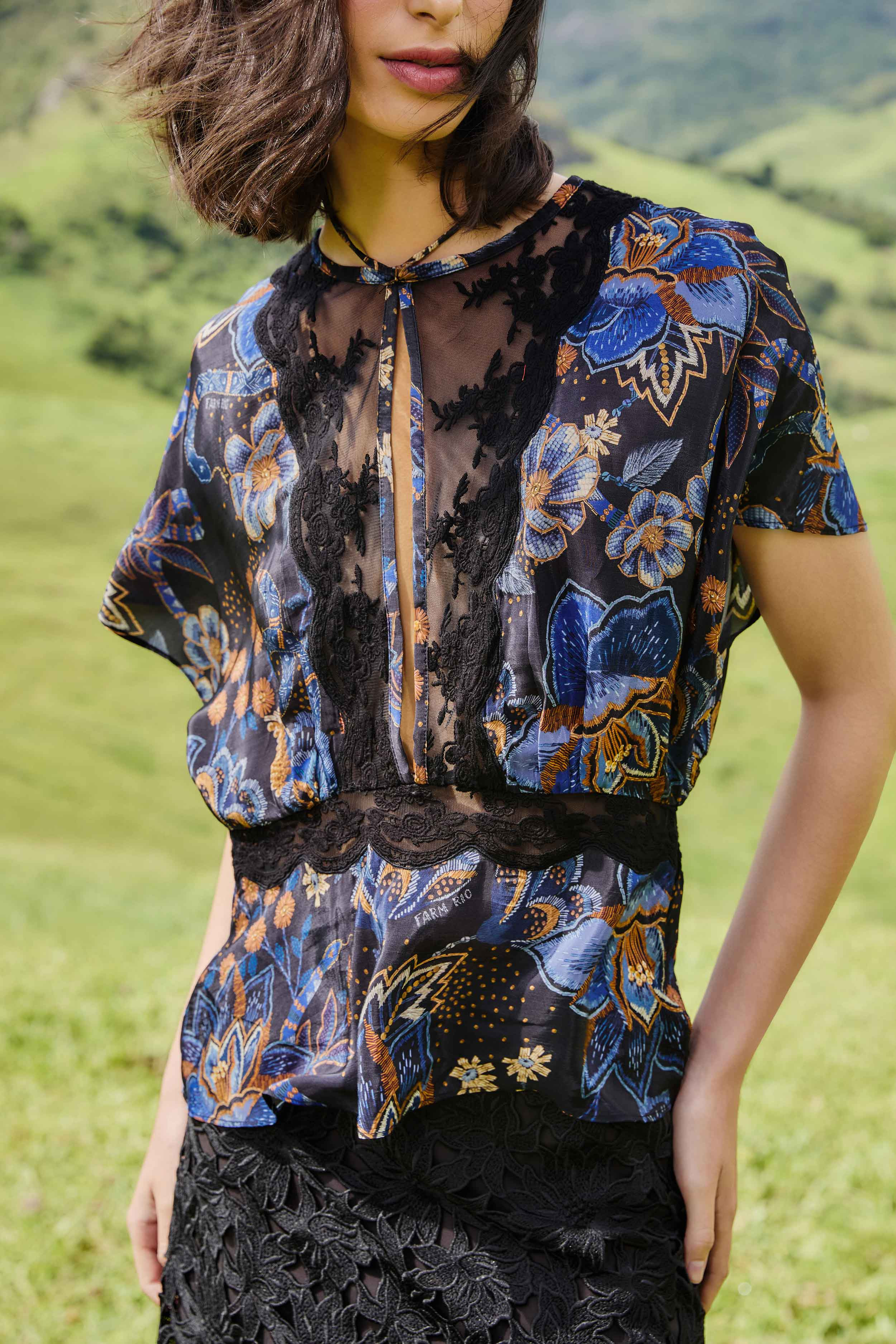 Black Snakes Bouquet Blouse - 4