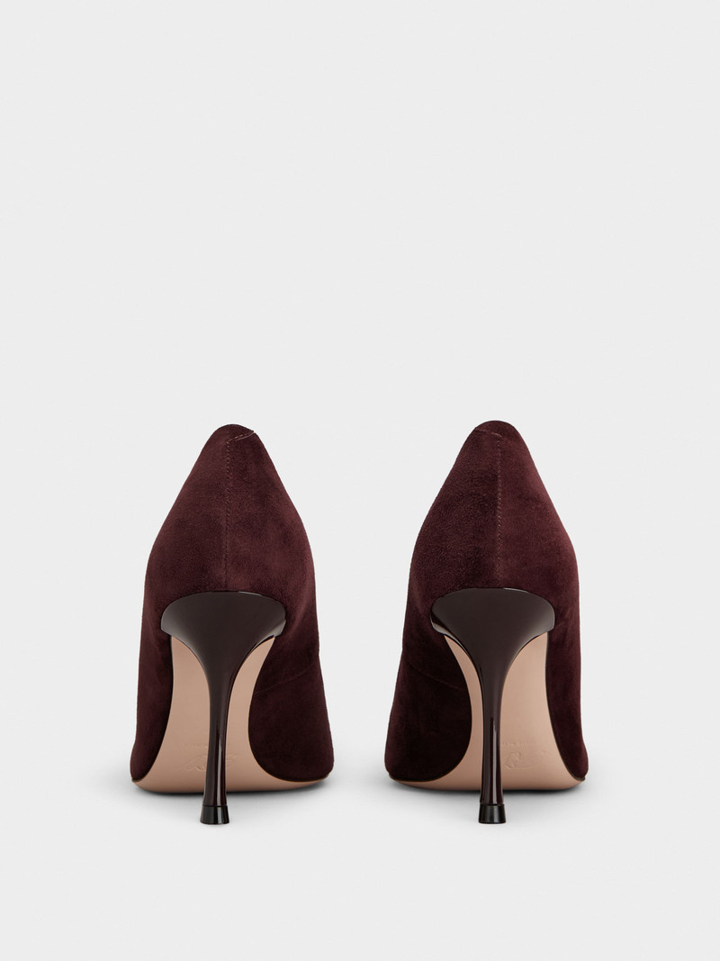 Roger Vivier I Love Vivier Pumps in Suede outlook