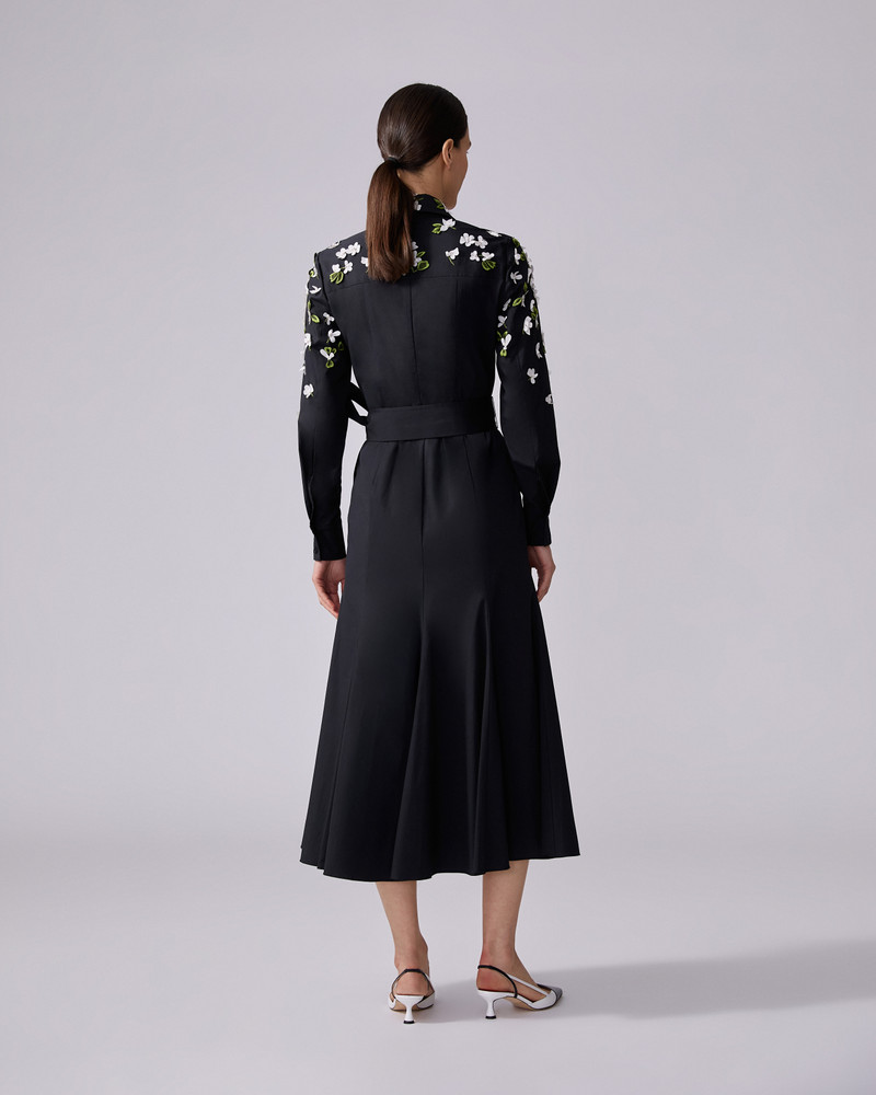 Floral-Embroidered Midi Dress 3