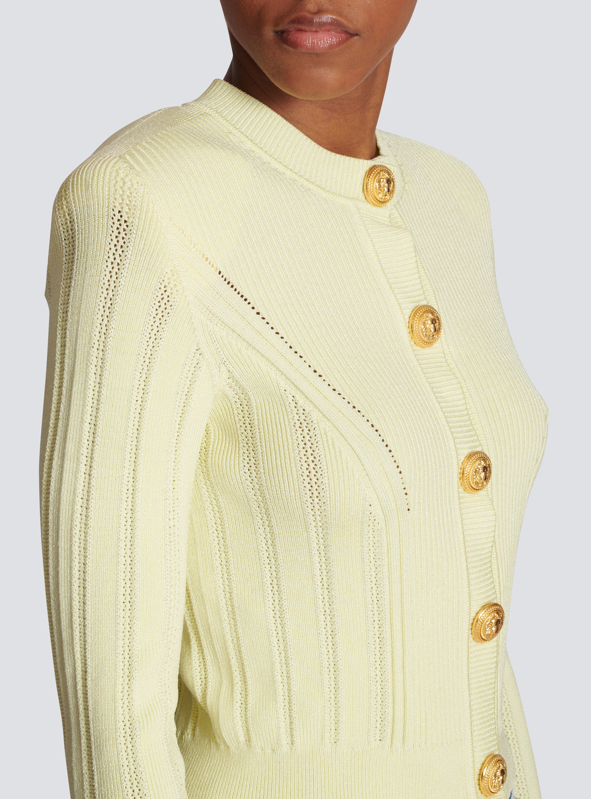 Knit cardigan with gold buttons - 7
