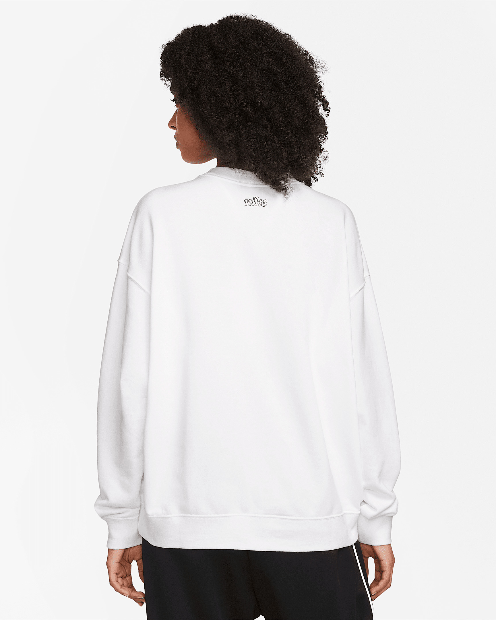 Nike Dri-FIT Get Fit Women's Graphic Crewneck Sweatshirt - 2
