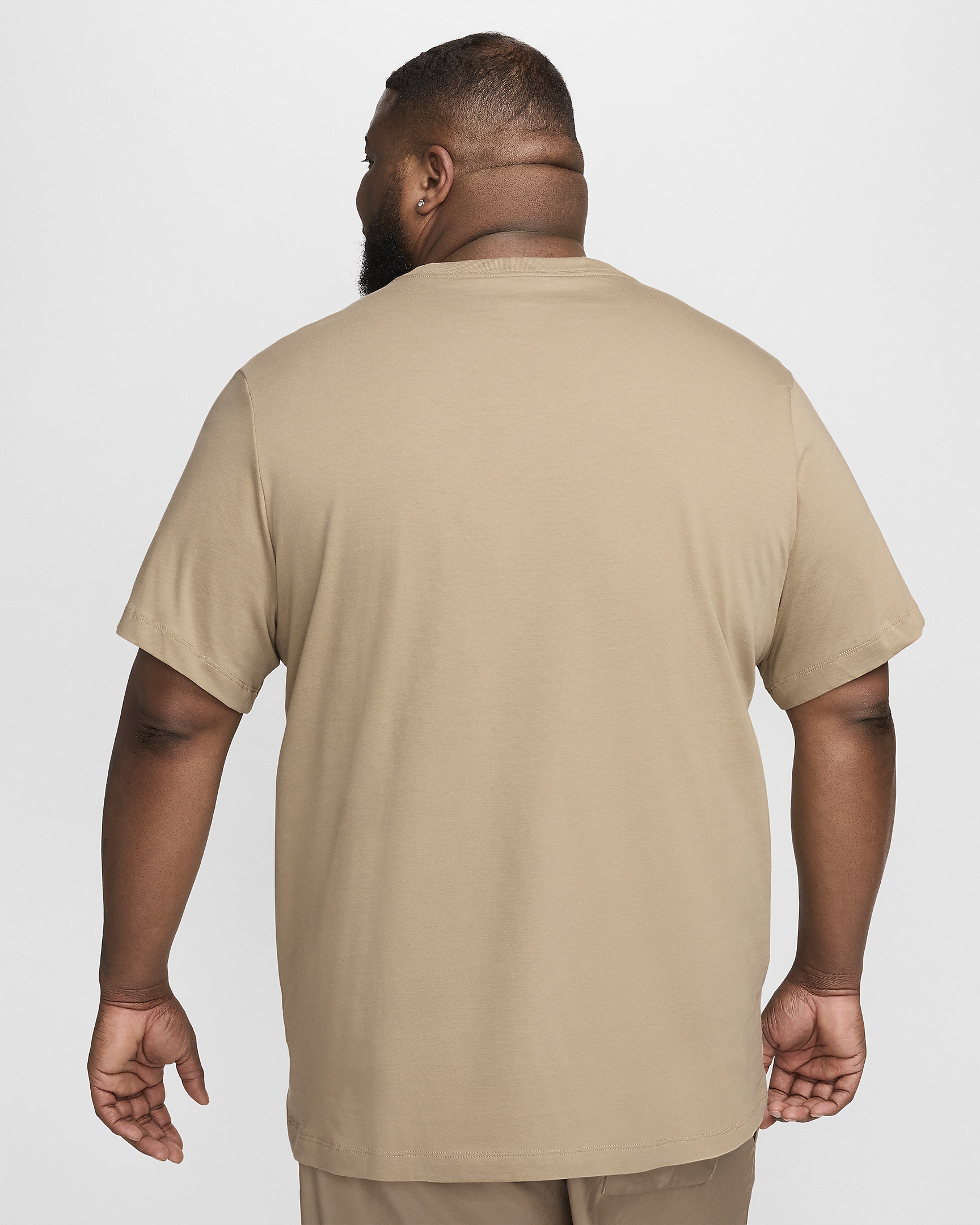 Nike Sportswear Club Men's T-Shirt - 7