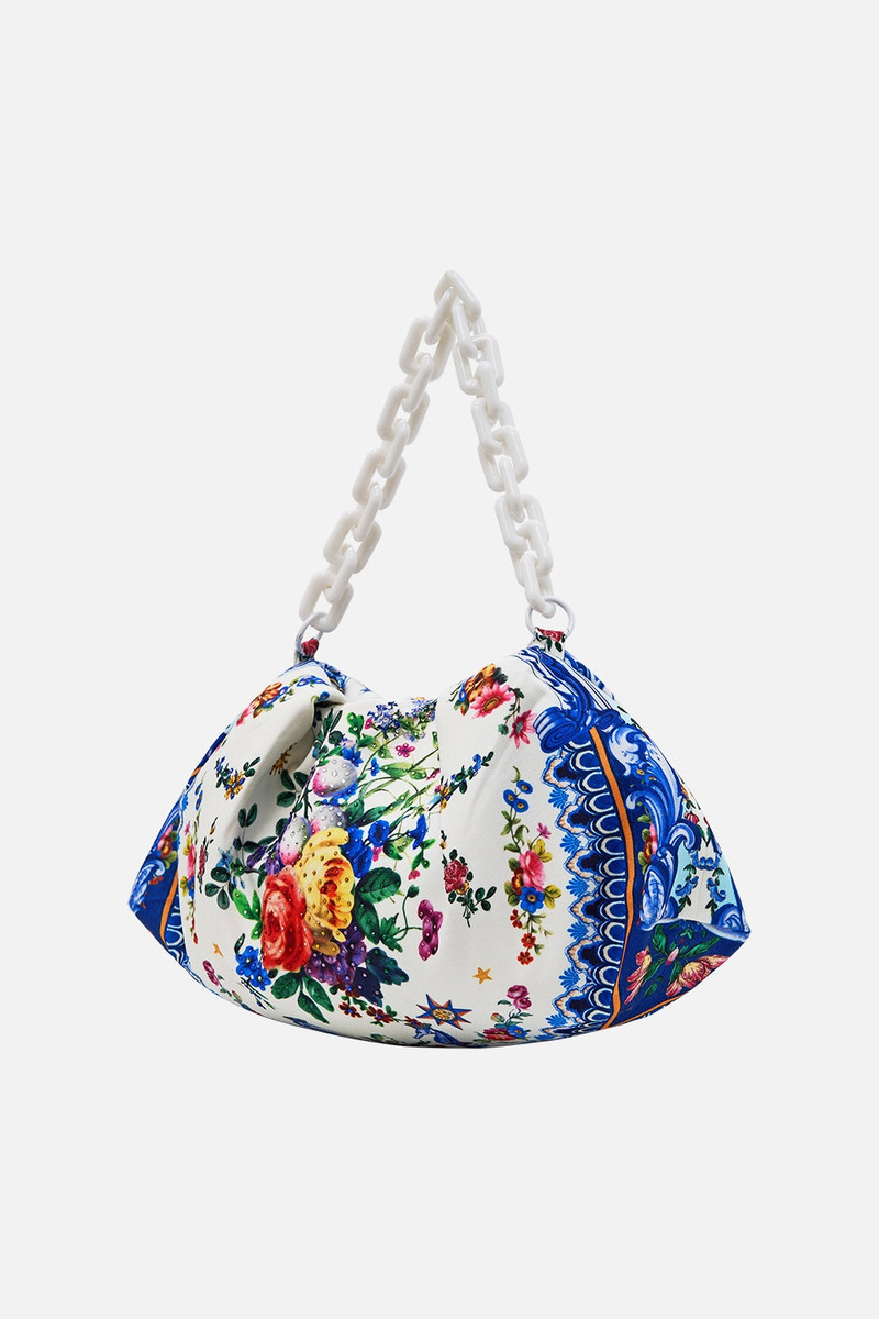CAMILLA OVERSIZED CLUTCH WITH CHAIN outlook